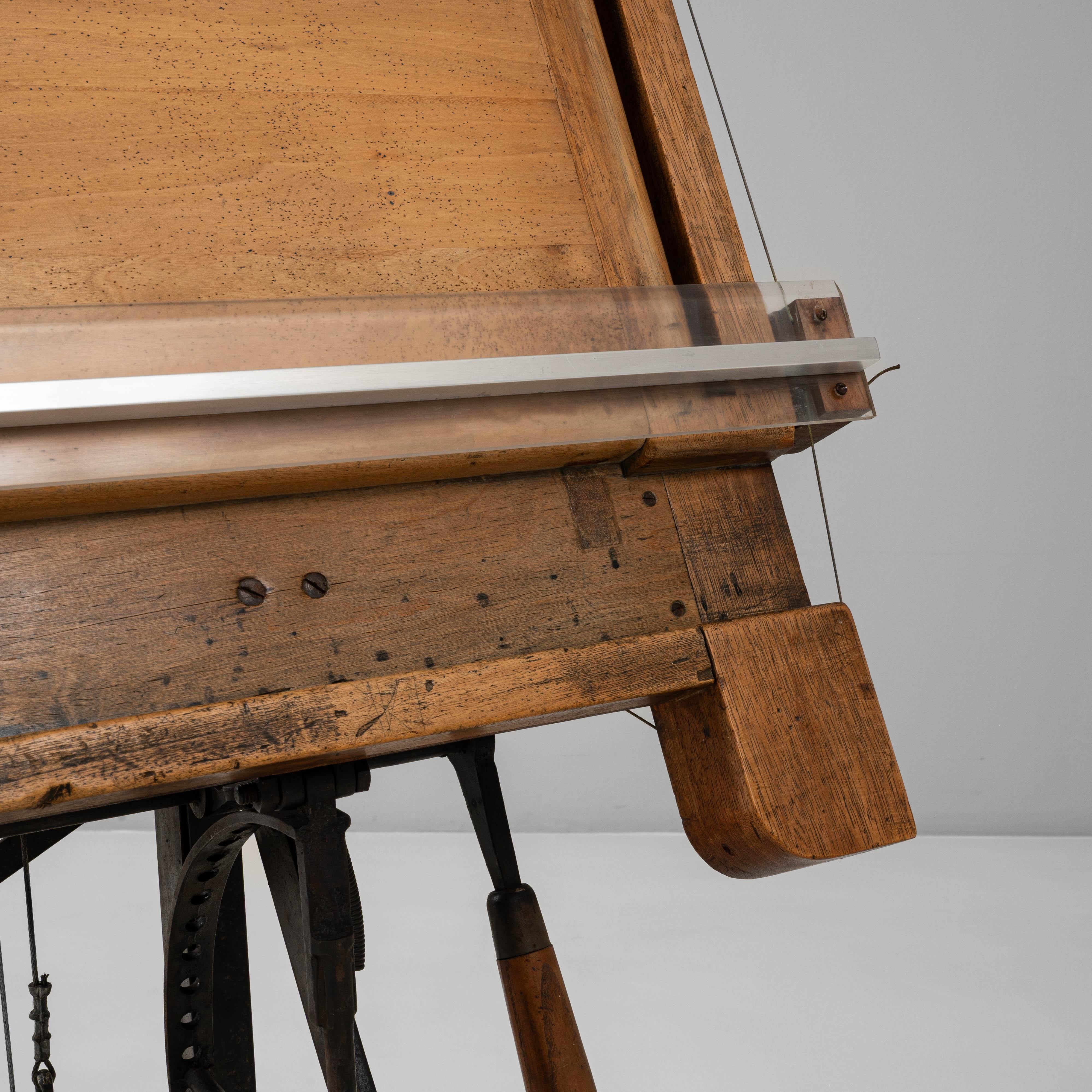 20th Century French Industrial Cast Iron Mechanical Drafting Table For Sale 6