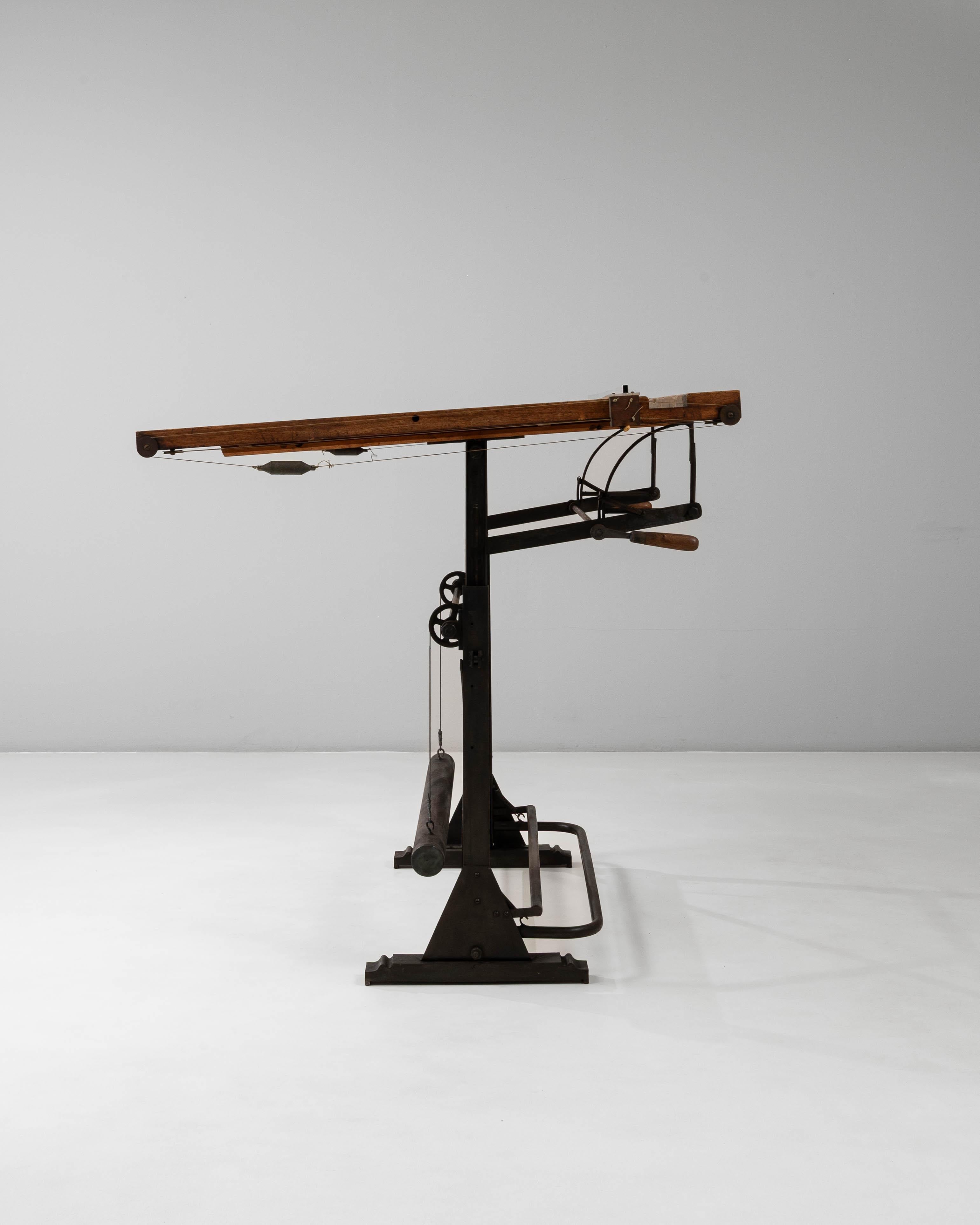 20th Century French Industrial Cast Iron Mechanical Drafting Table For Sale 10