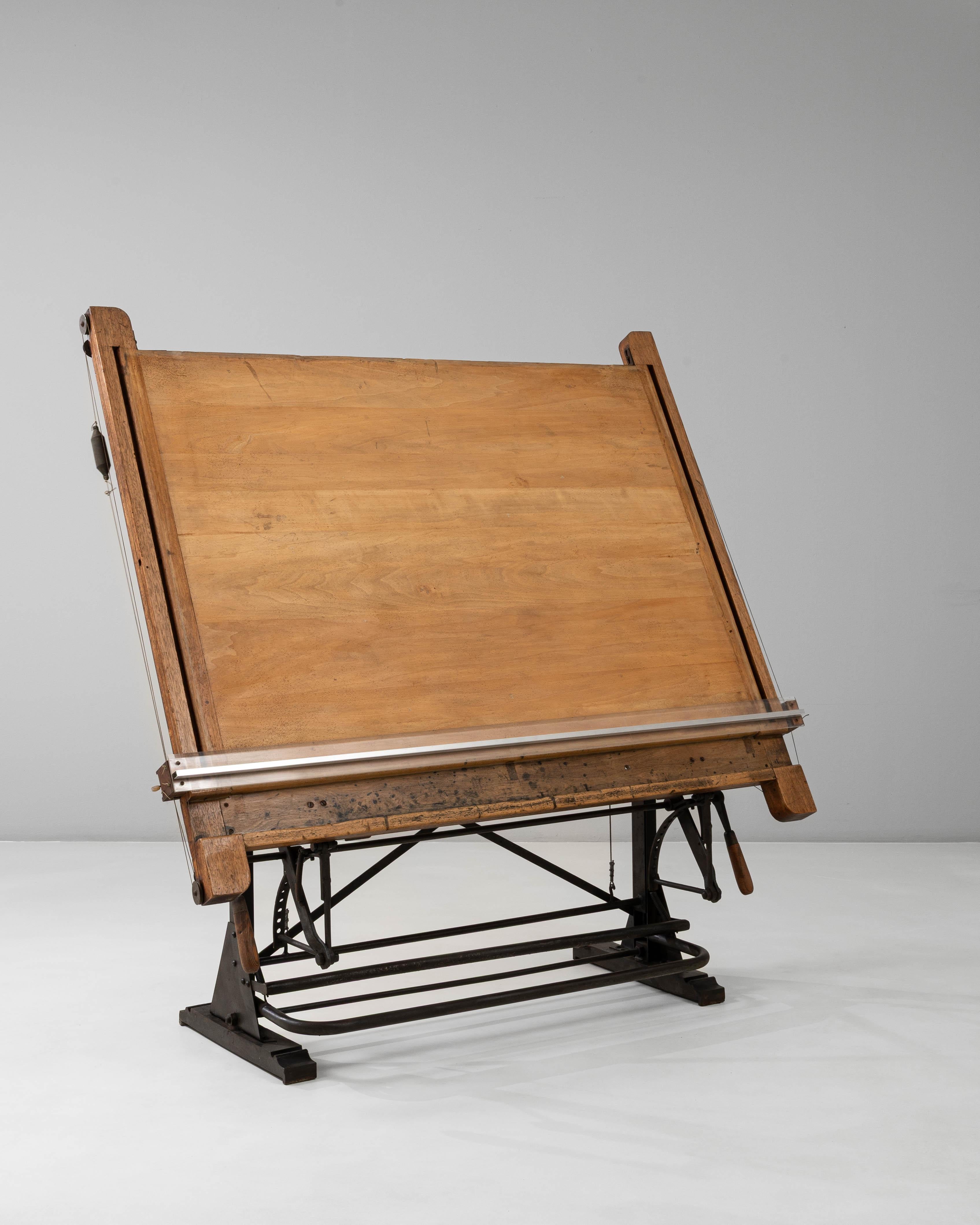 20th Century French Industrial Cast Iron Mechanical Drafting Table For Sale 1