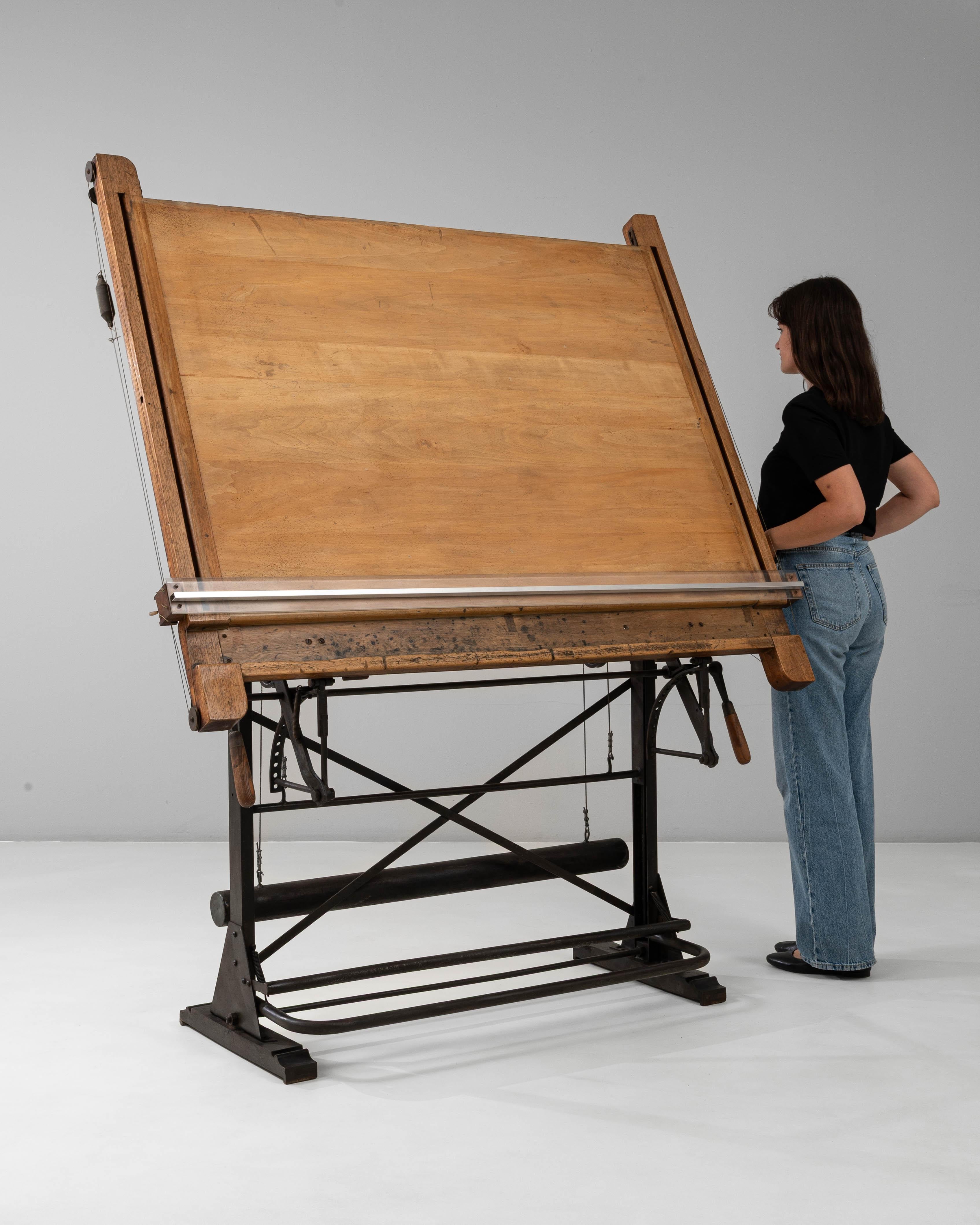20th Century French Industrial Cast Iron Mechanical Drafting Table For Sale 2