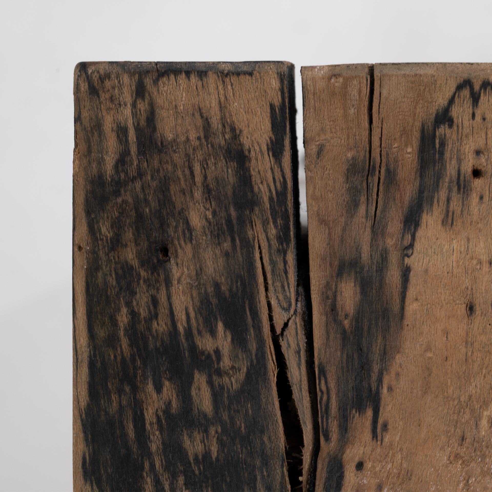 Armoire industrielle française du 20e siècle en métal avec dessus en bois en vente 8