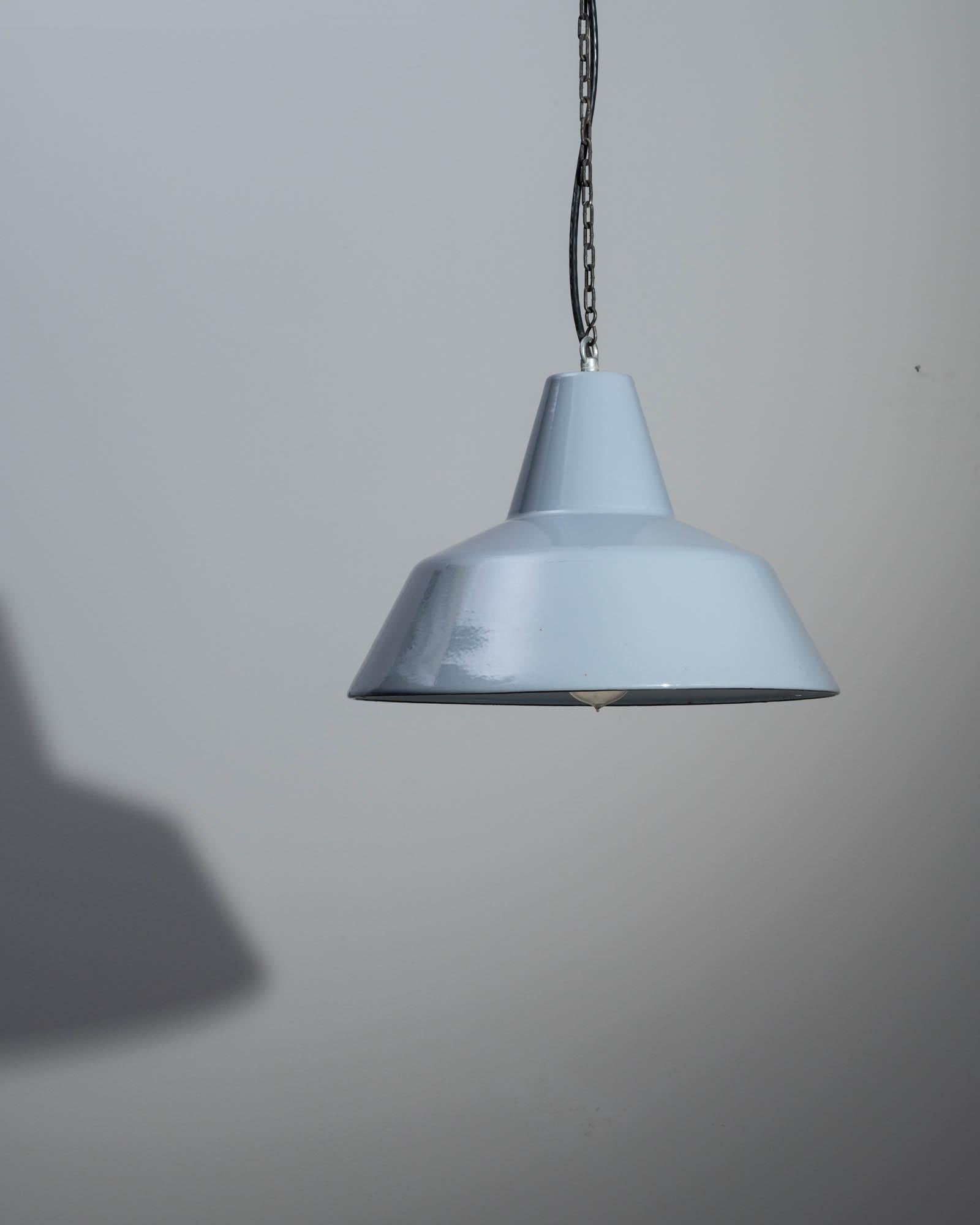 20th Century French Industrial Pendant For Sale 1