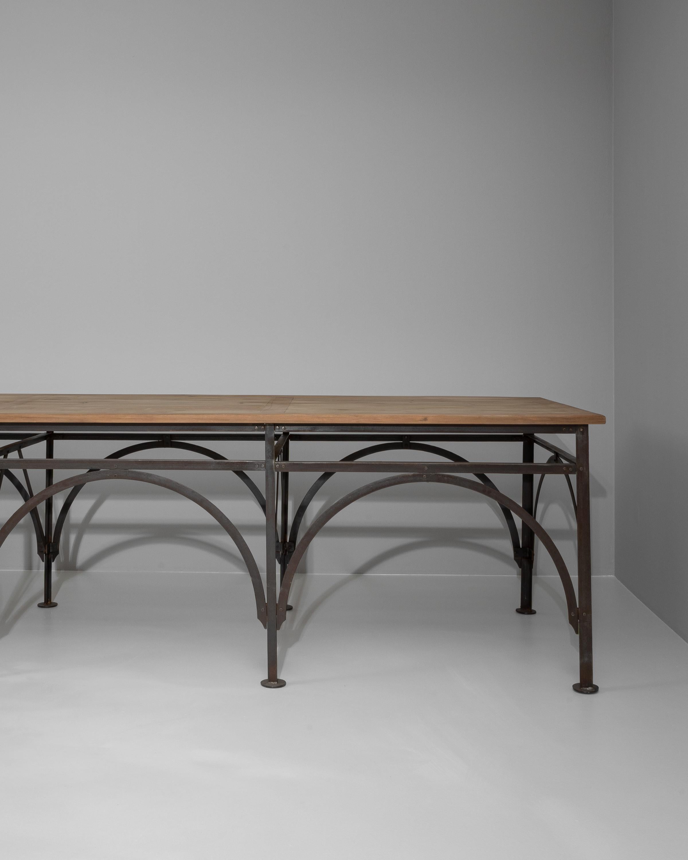 20th Century French Industrial Table For Sale 1