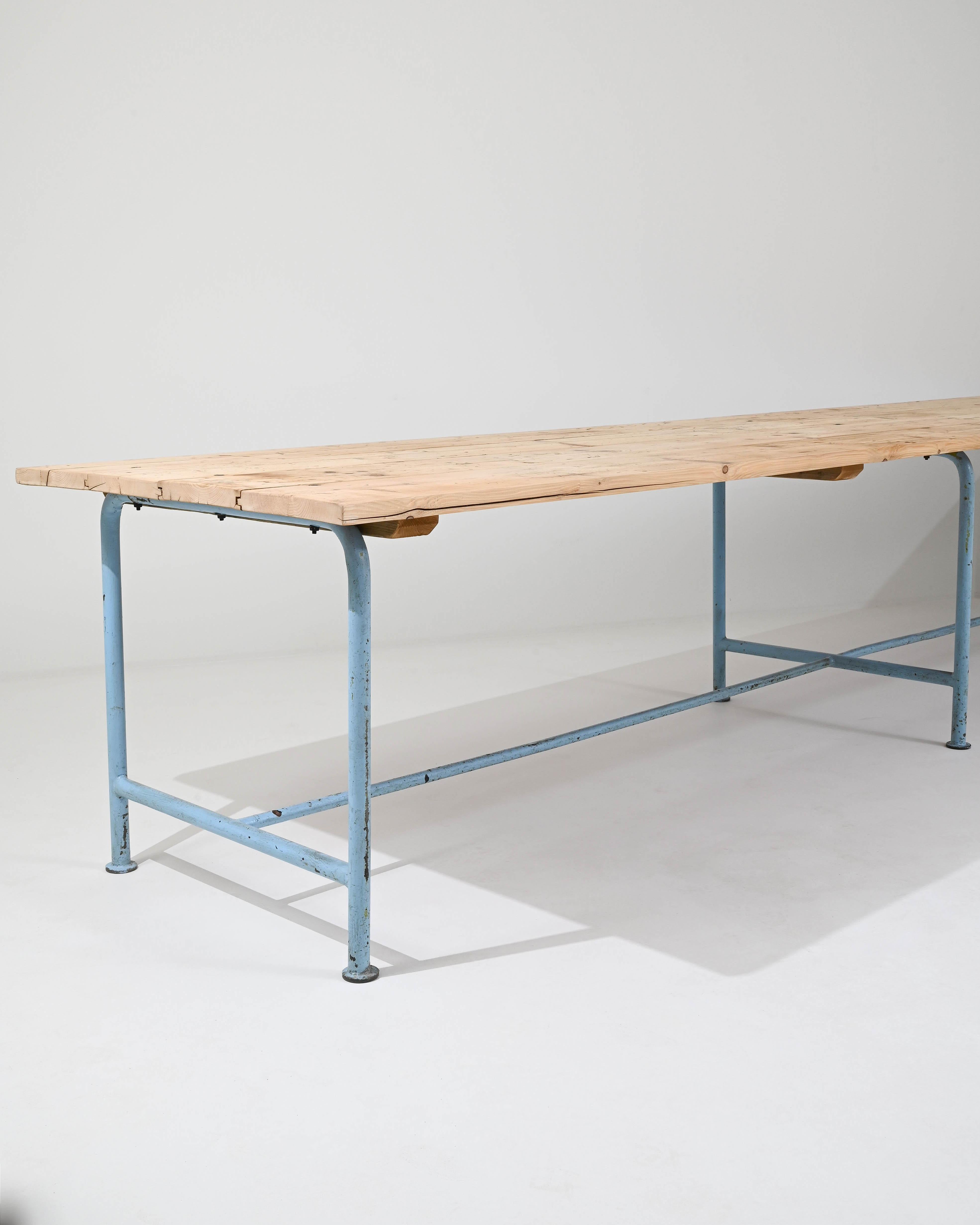 20ième siècle Table industrielle française du 20e siècle en vente