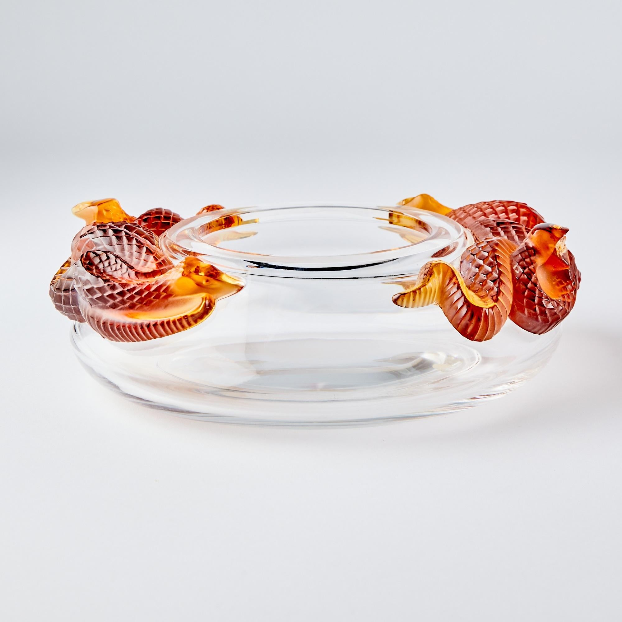 Cuenco decorativo de serpiente de cristal moldeado Lalique francés del siglo XX en venta 5