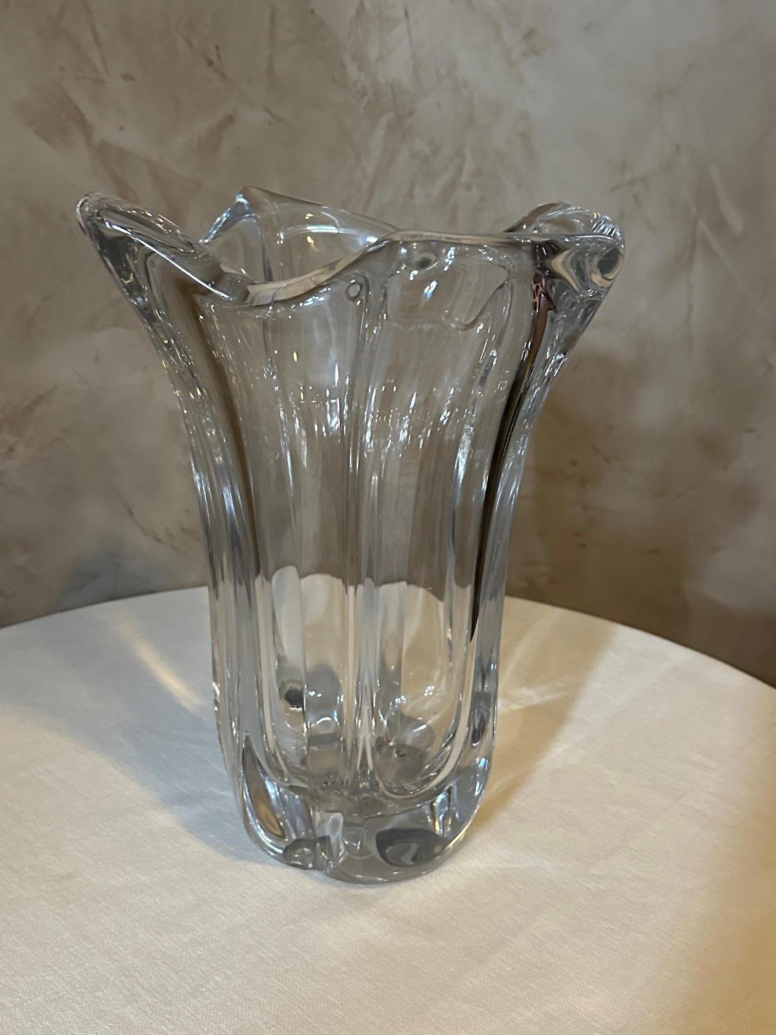 Cristal Grand vase français en cristal Daum du 20e siècle, 1960 en vente