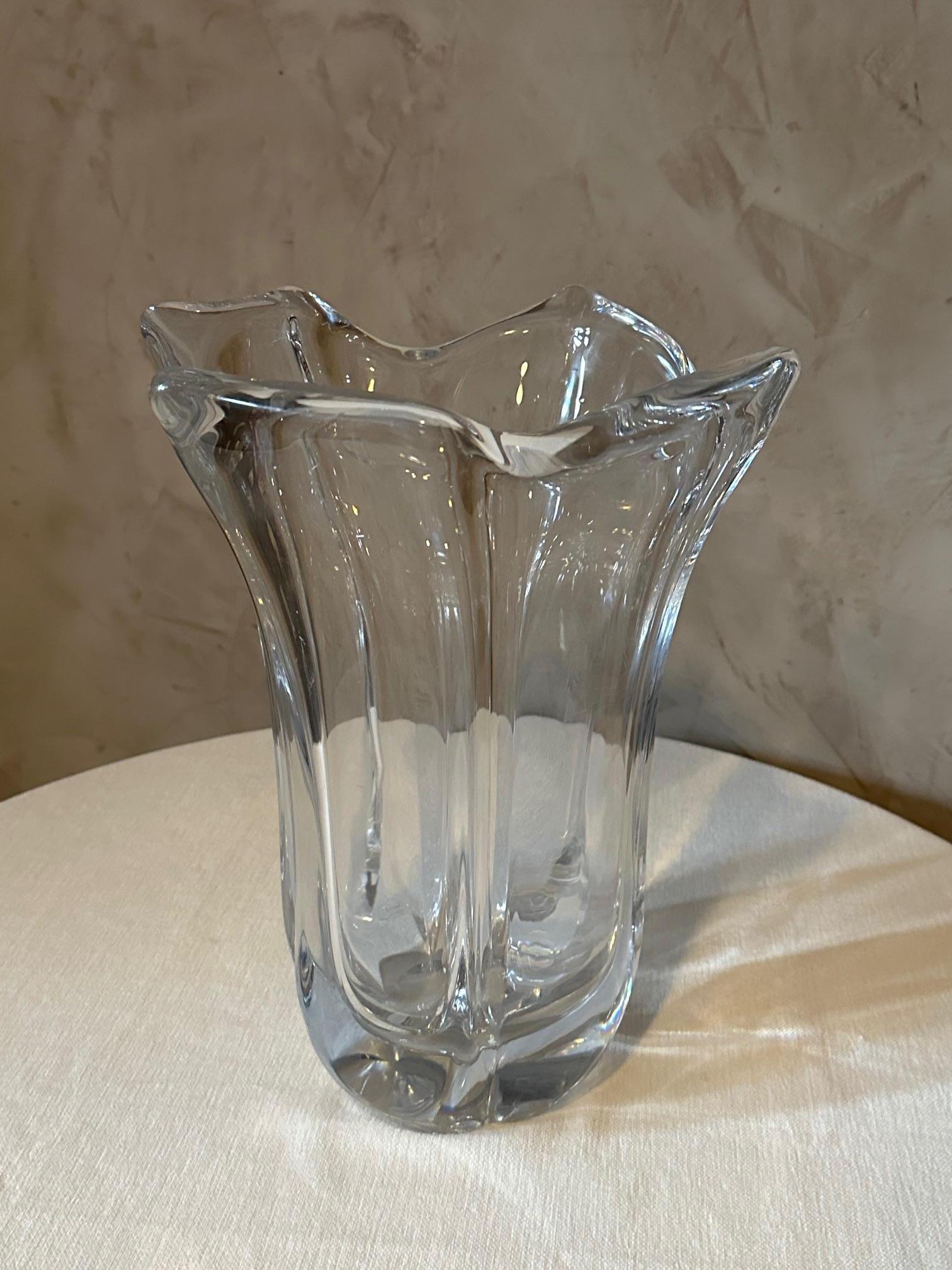 Grand vase français en cristal Daum du 20e siècle, 1960 en vente 1