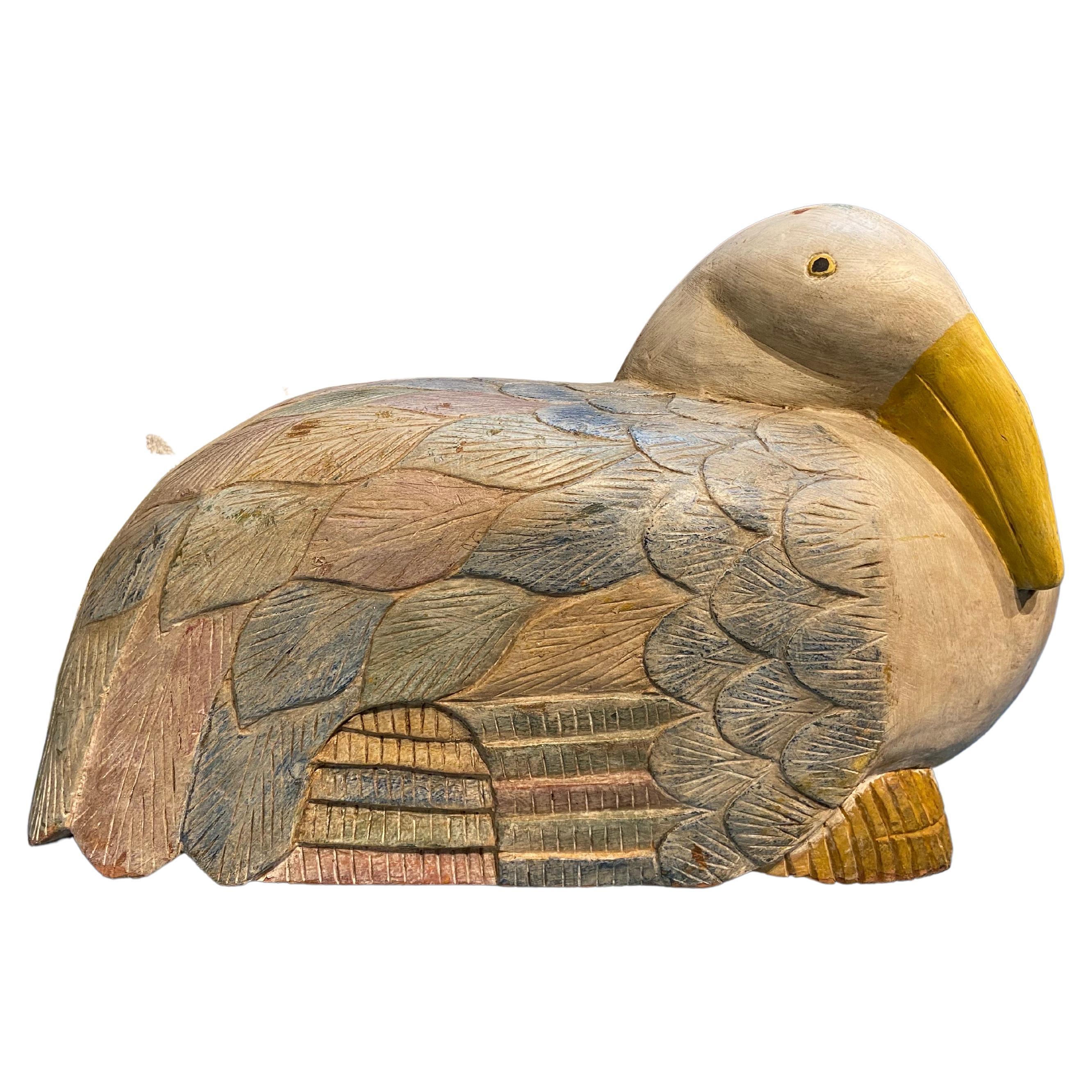 Französische große, dekorative, handgeschnitzte, handbemalte Vögel des 20. Jahrhunderts