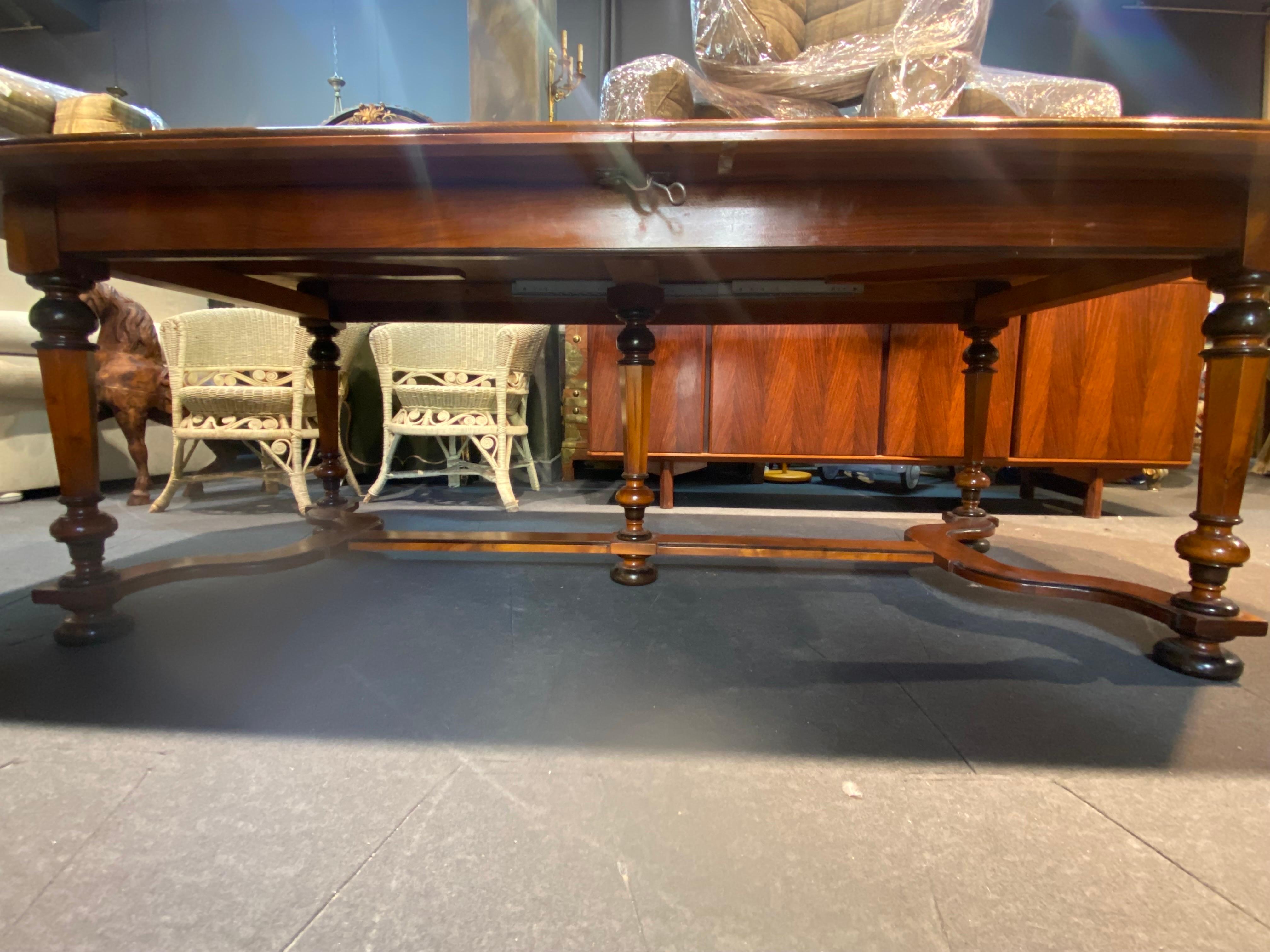 20th Century French Large Walnut Extendable Dining Table with Marble Decoration For Sale 1