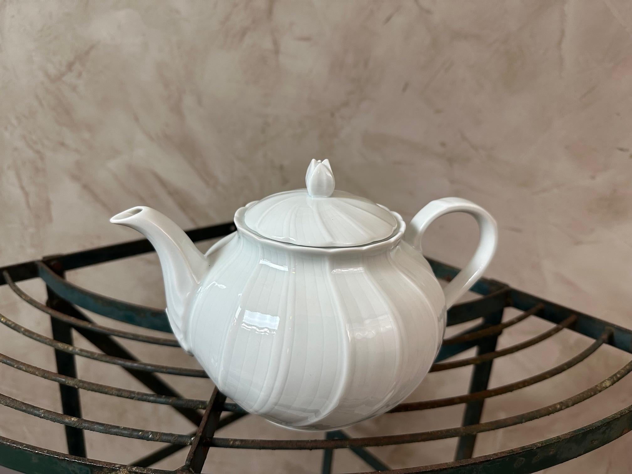 Ensemble en porcelaine de Limoges du 20e siècle par Haviland, années 1960 en vente 5