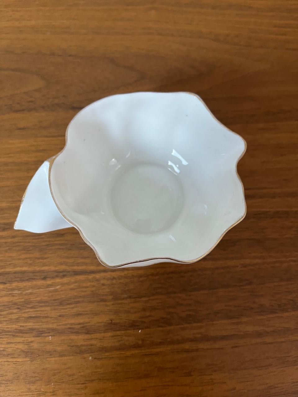 Tazza da tè e piattino in porcellana di Limoges del XX secolo, 1900 in vendita 7