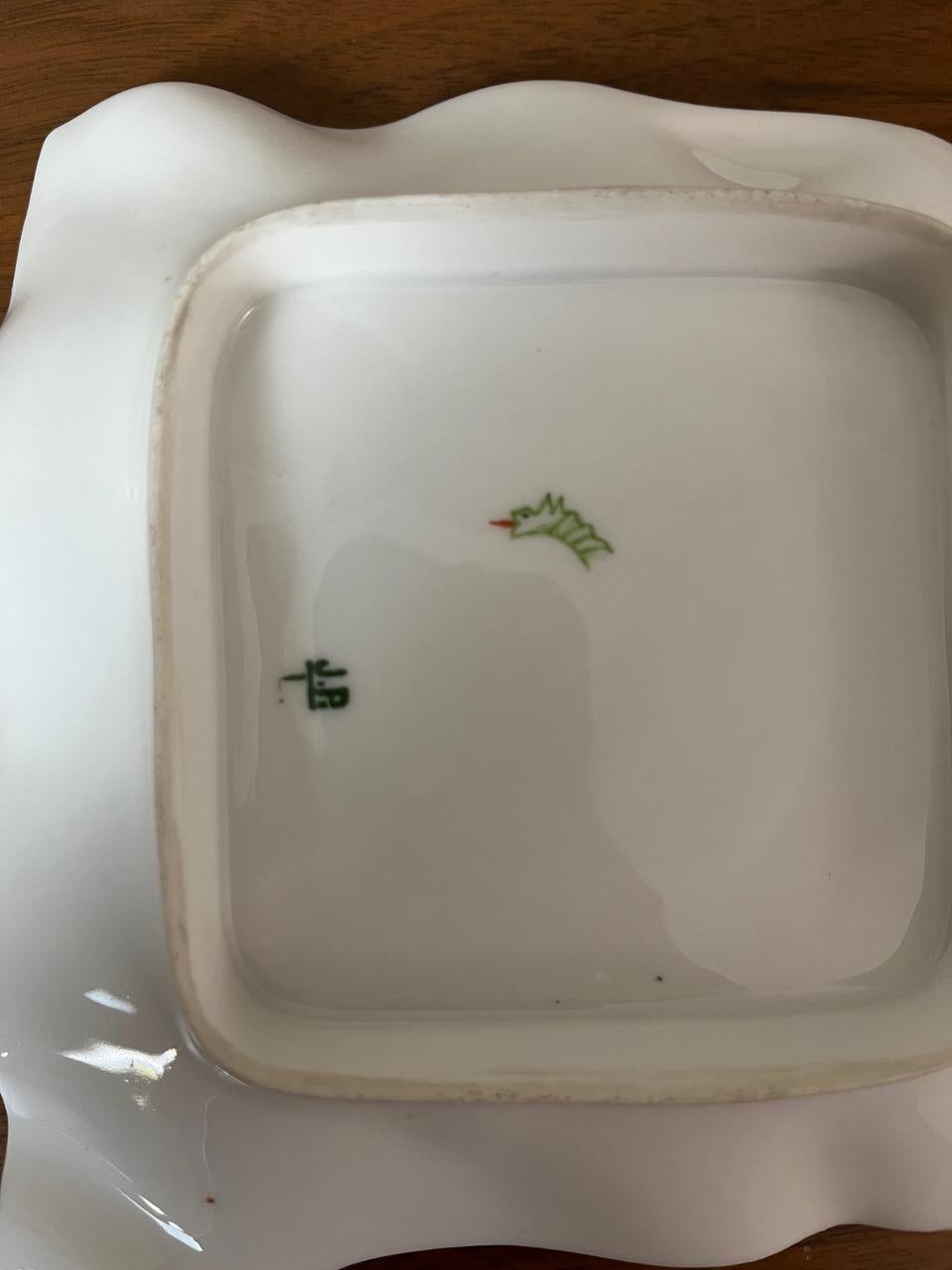 Tazza da tè e piattino in porcellana di Limoges del XX secolo, 1900 in vendita 1