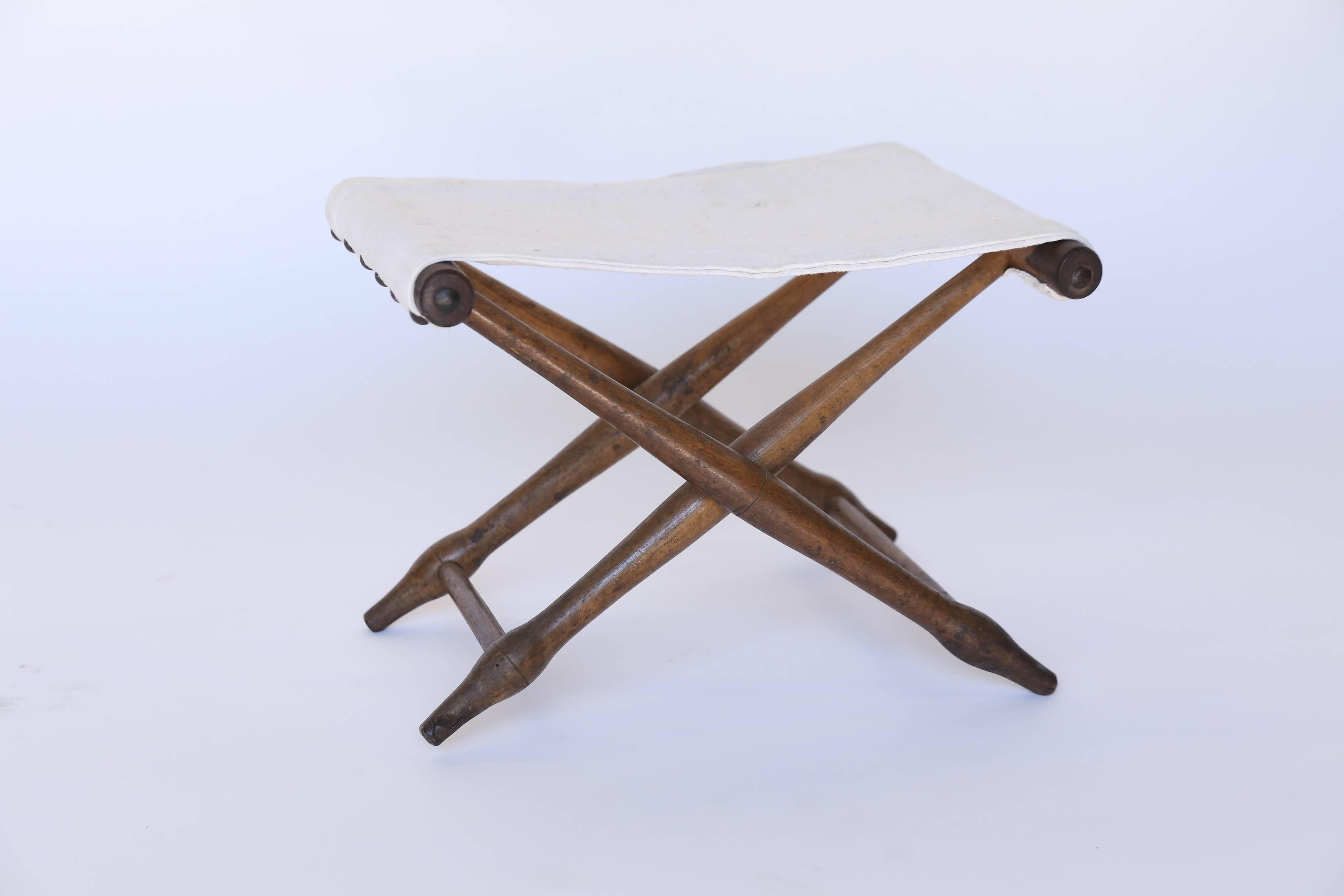 20th Century French Linen and Wood Folding Stool or Bench In Good Condition In Houston, TX