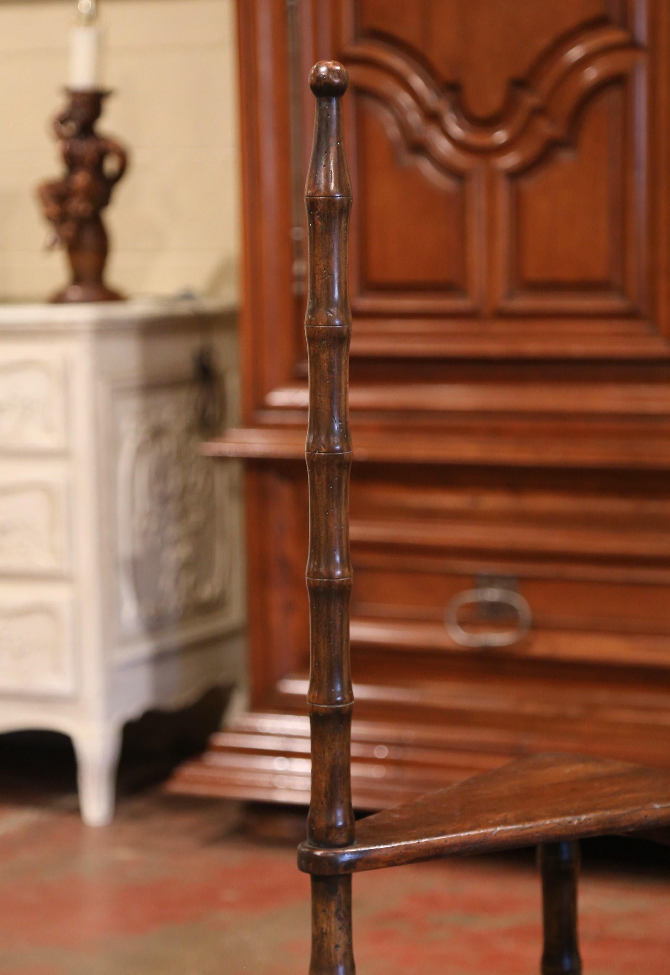 20th Century French Louis XIII Carved Walnut Library Spiral Step Ladder 2