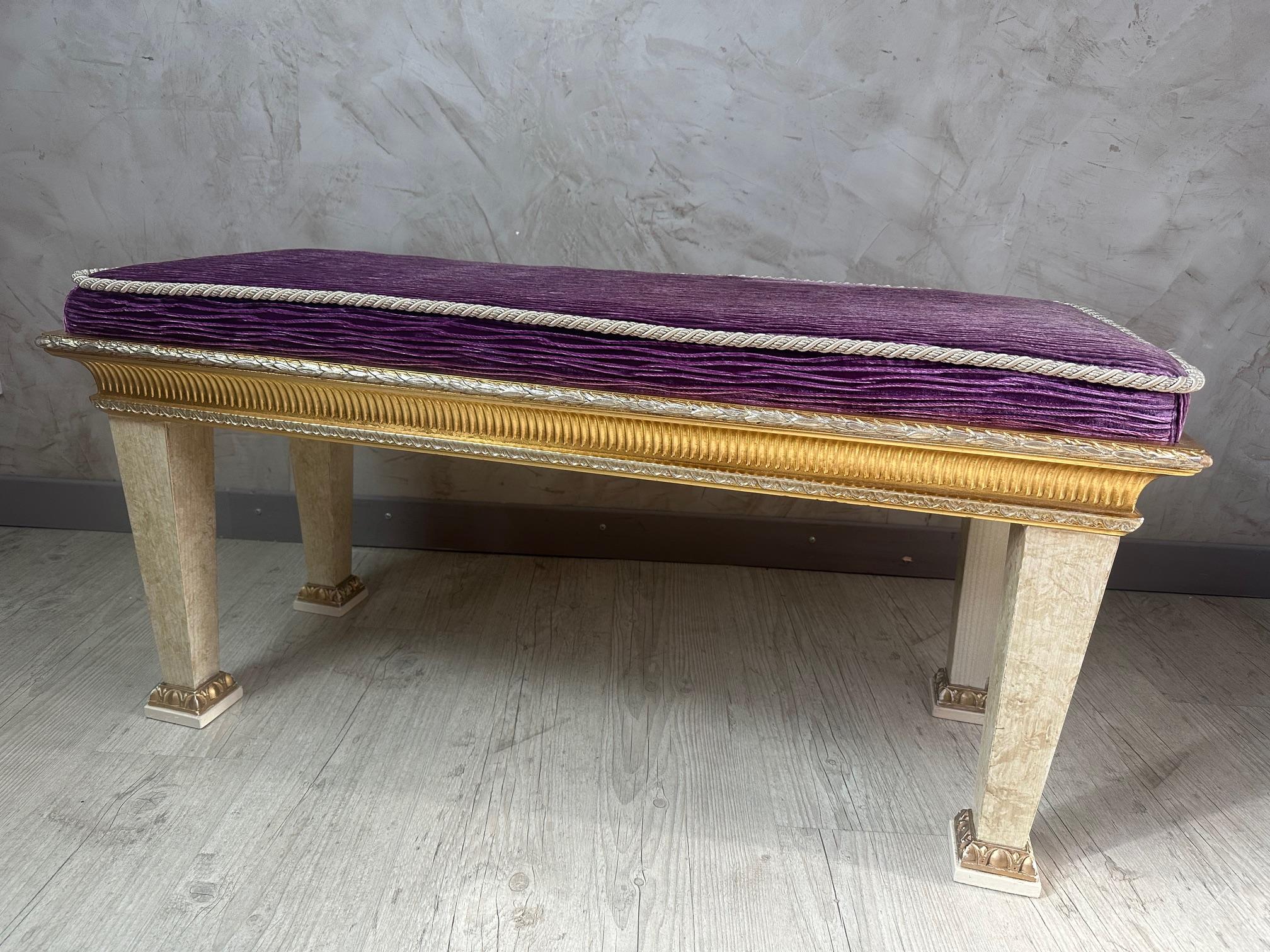 Banc français du 20e siècle de style Louis XIV en résine et velours, années 1980 Bon état - En vente à LEGNY, FR
