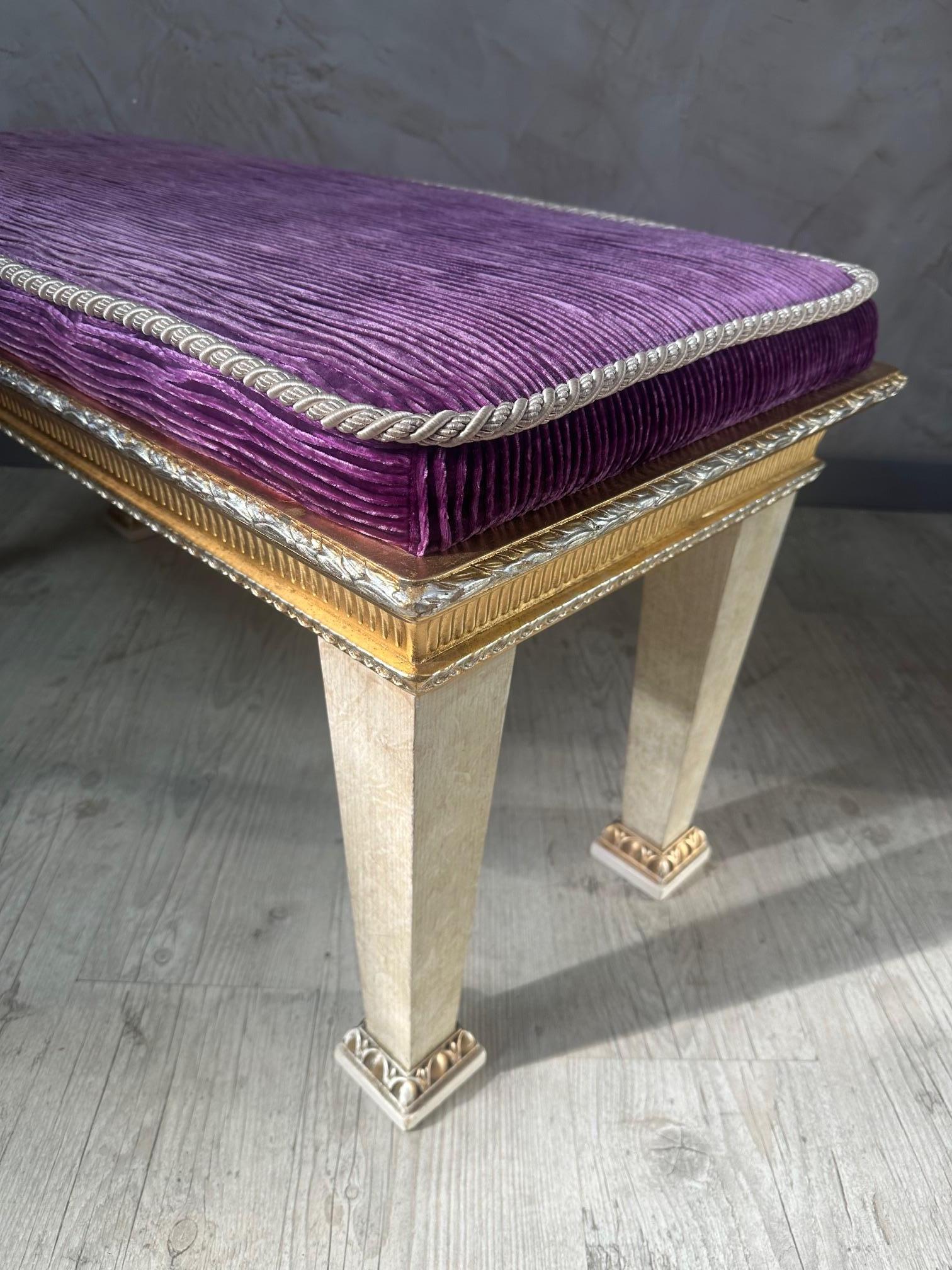 Banc français du 20e siècle de style Louis XIV en résine et velours, années 1980 en vente 2
