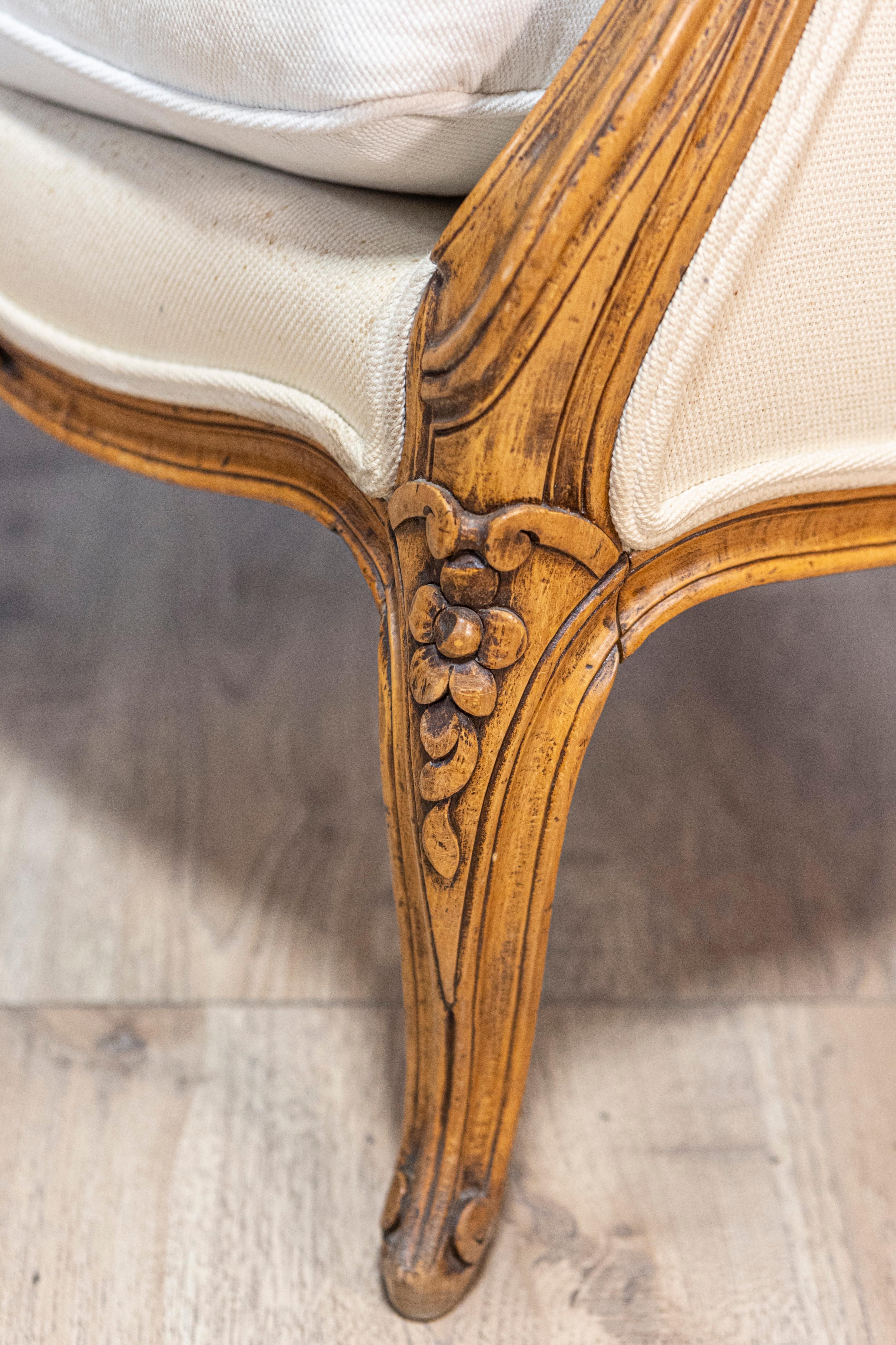 20th Century French Louis XV Style Bergere For Sale 6