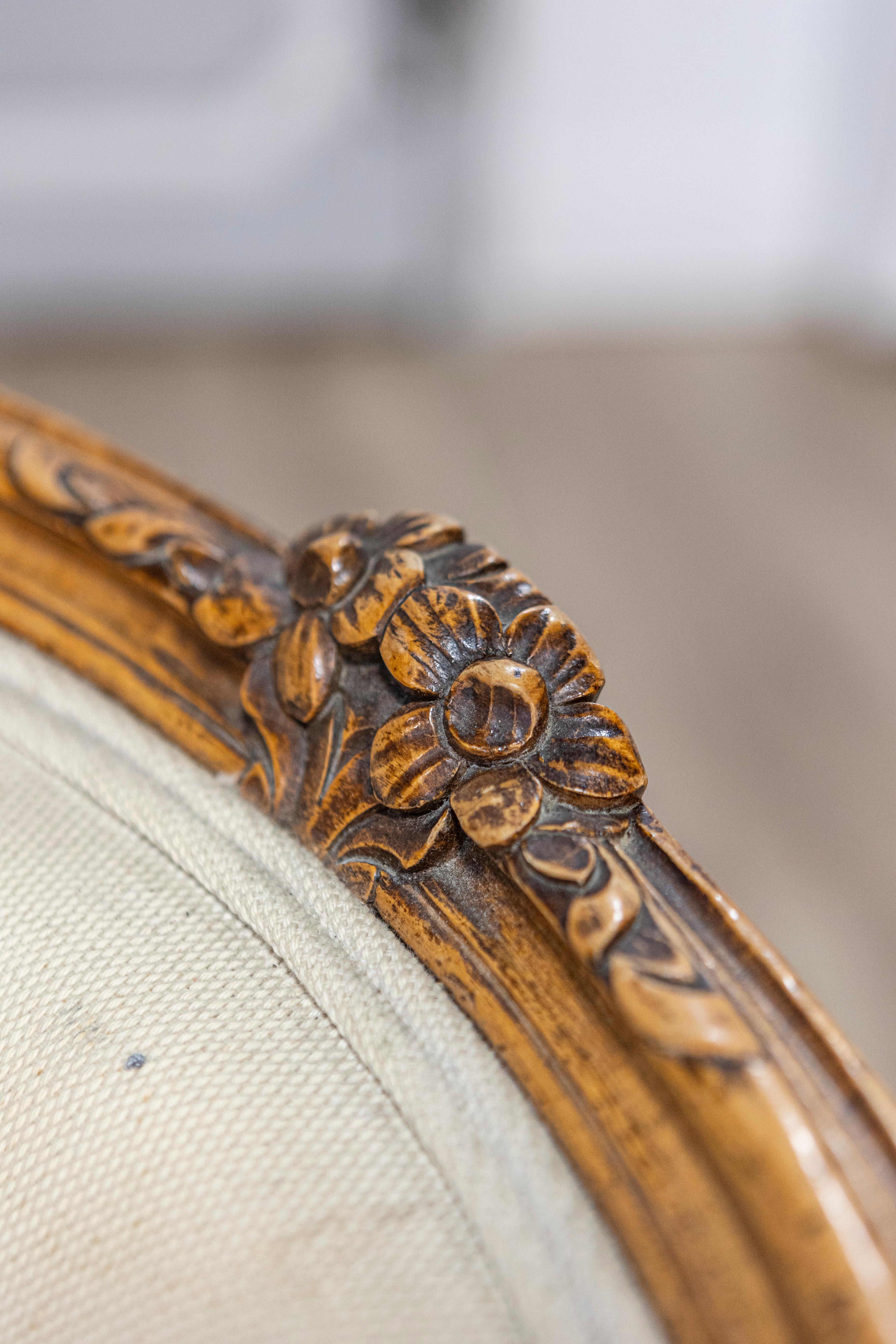 20th Century French Louis XV Style Bergere For Sale 4