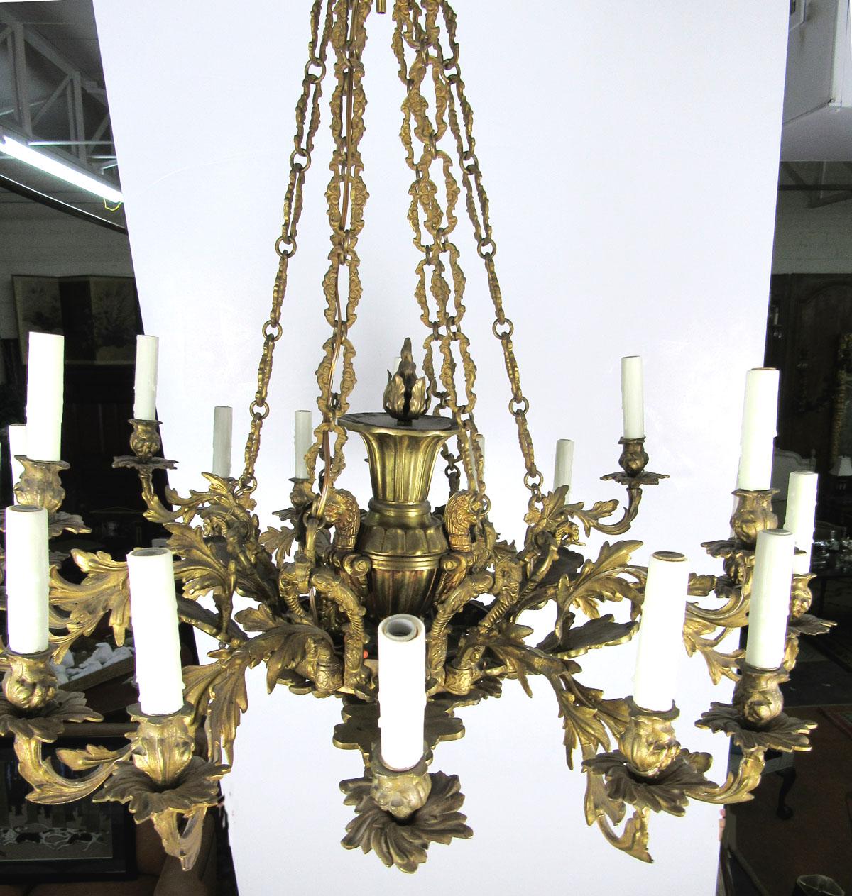 20th Century French Louis XV Style Chandelier 5