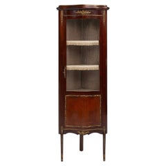 20th Century French Louis XV style corner display cabinet with arched glass, ca