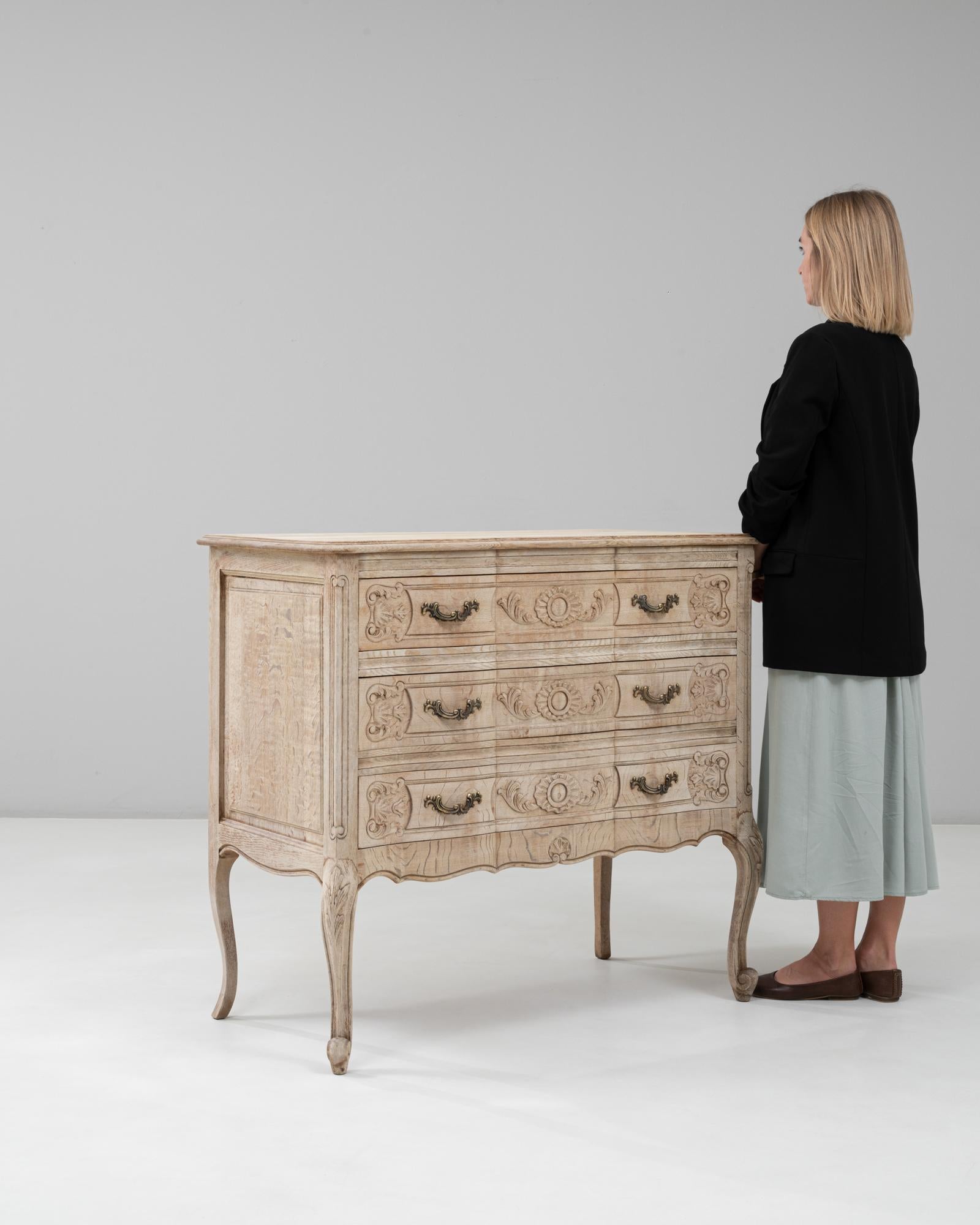 Cassettiera francese del XX secolo in stile Luigi XV di Oak in vendita 2