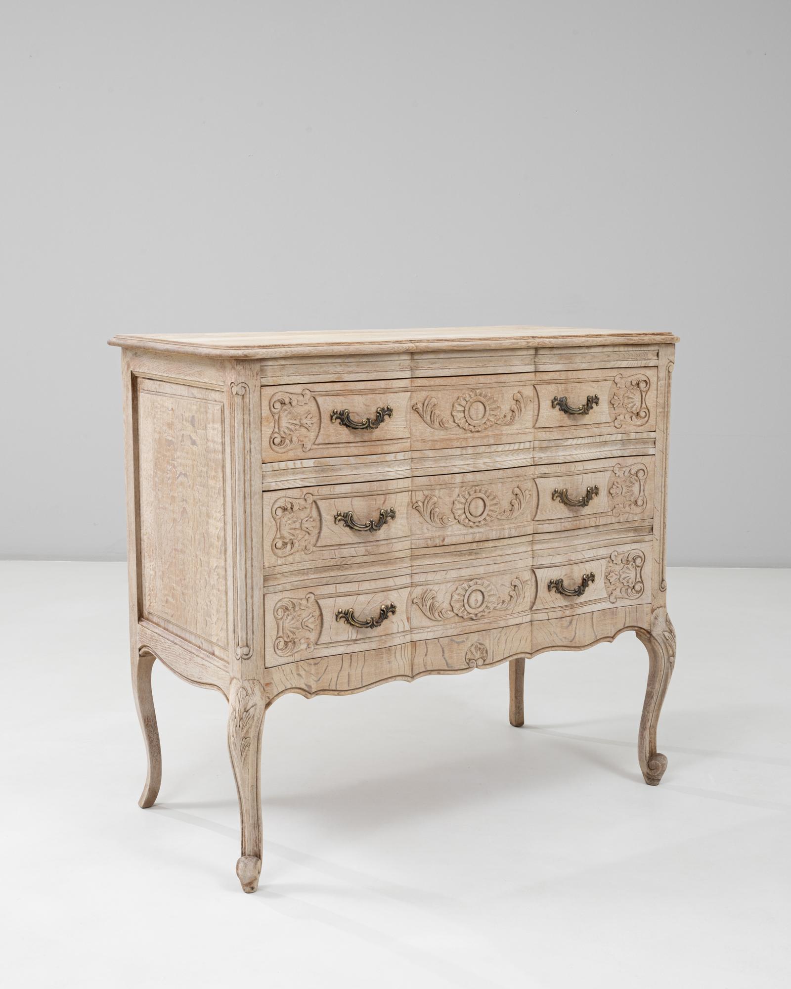 Cassettiera francese del XX secolo in stile Luigi XV di Oak in vendita 3