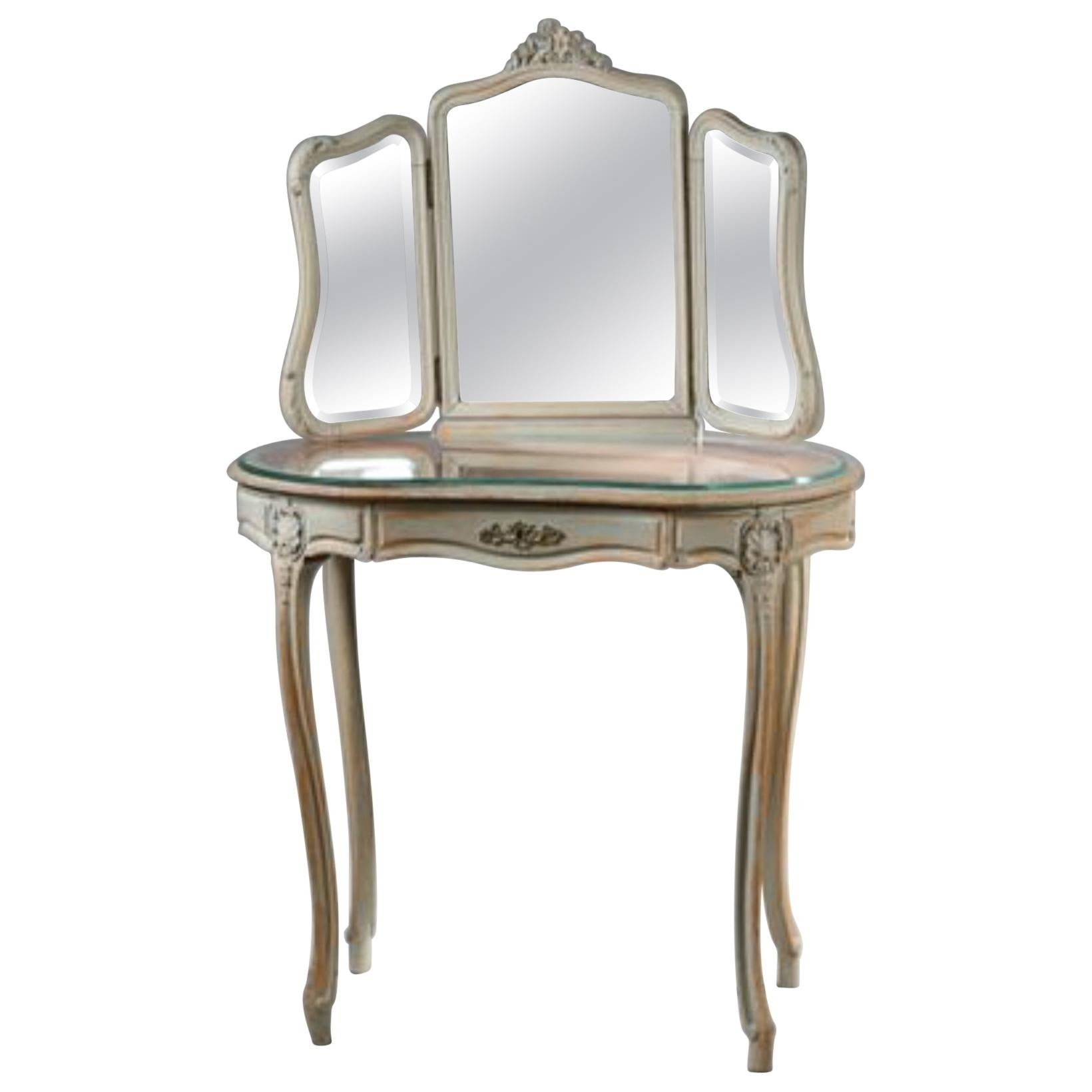 Table de coiffeuse Louis XV française du 20ème siècle avec triple miroir et tiroir frontal