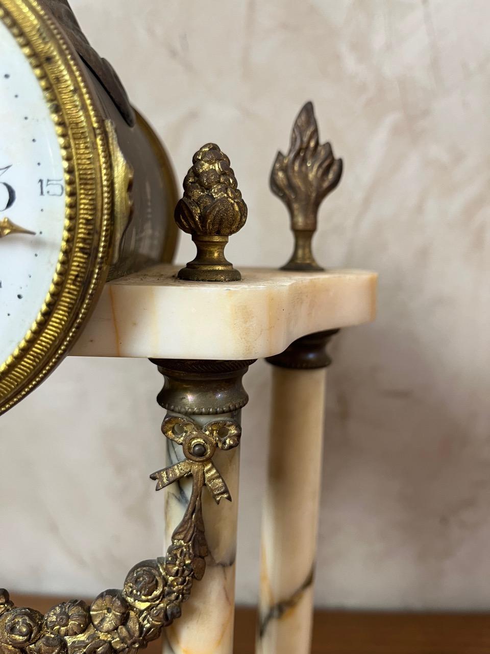20th century French Louis XVI Marble and Gilded Bronze Mantel Clock, 1940s For Sale 11