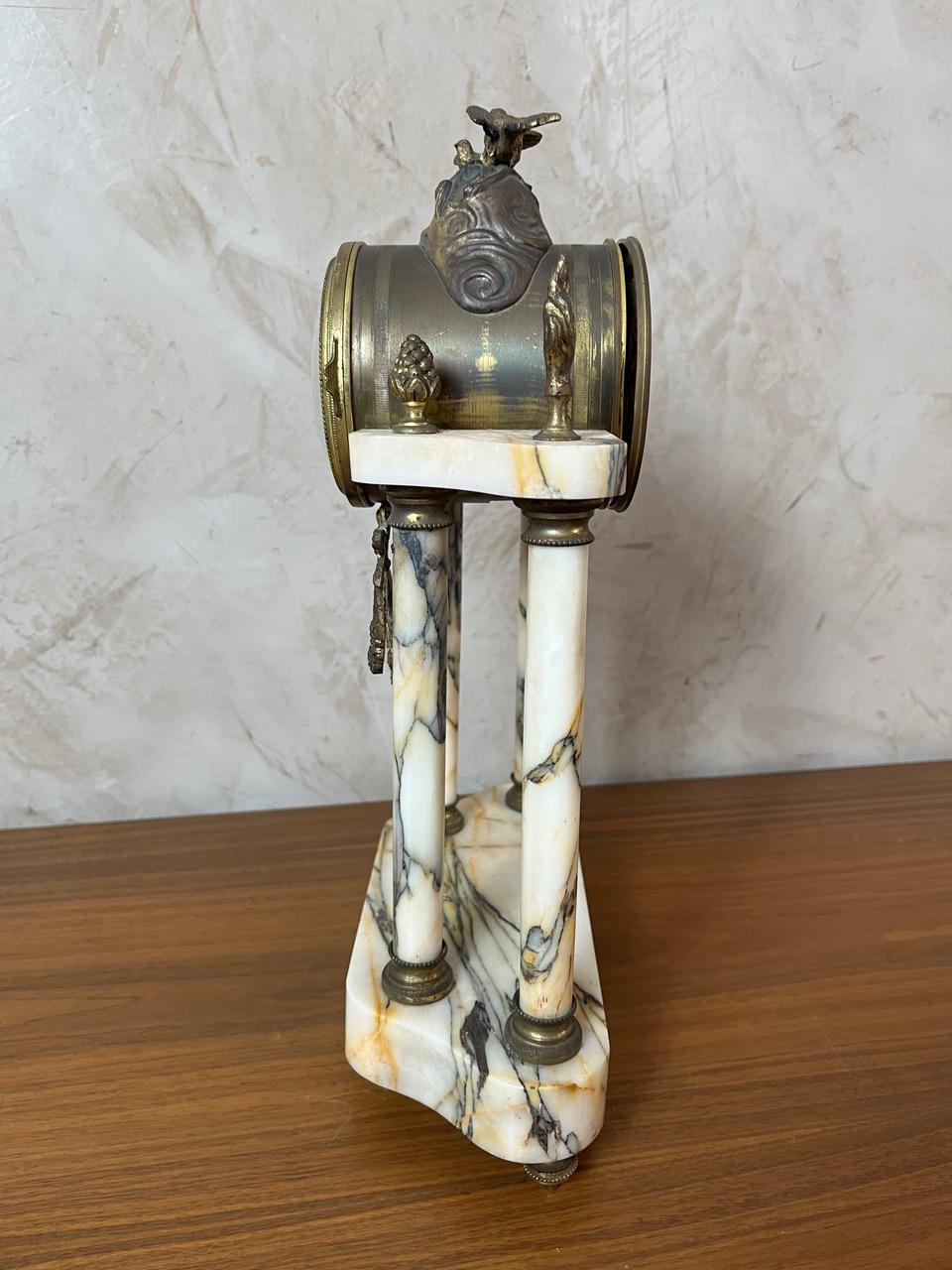 20th century French Louis XVI Marble and Gilded Bronze Mantel Clock, 1940s For Sale 5