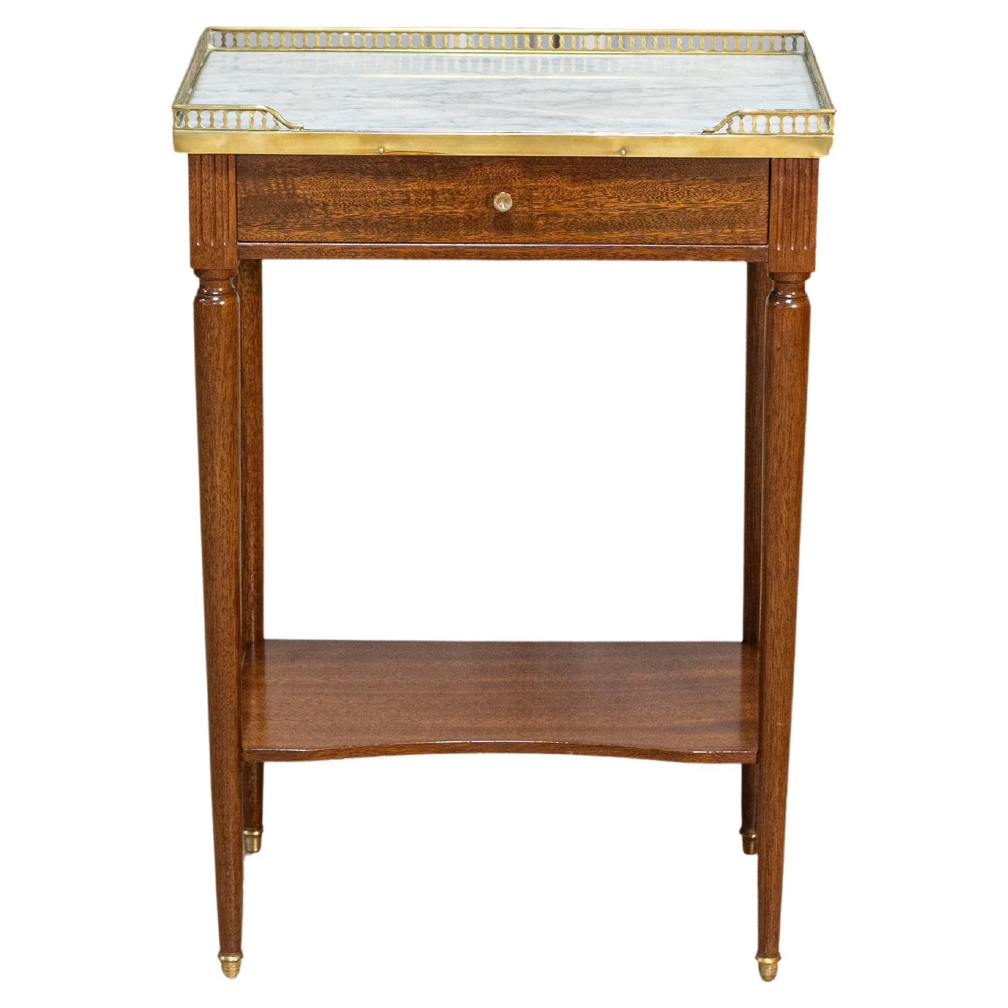Französischer Louis-XVI-Beistelltisch des 20. Jahrhunderts