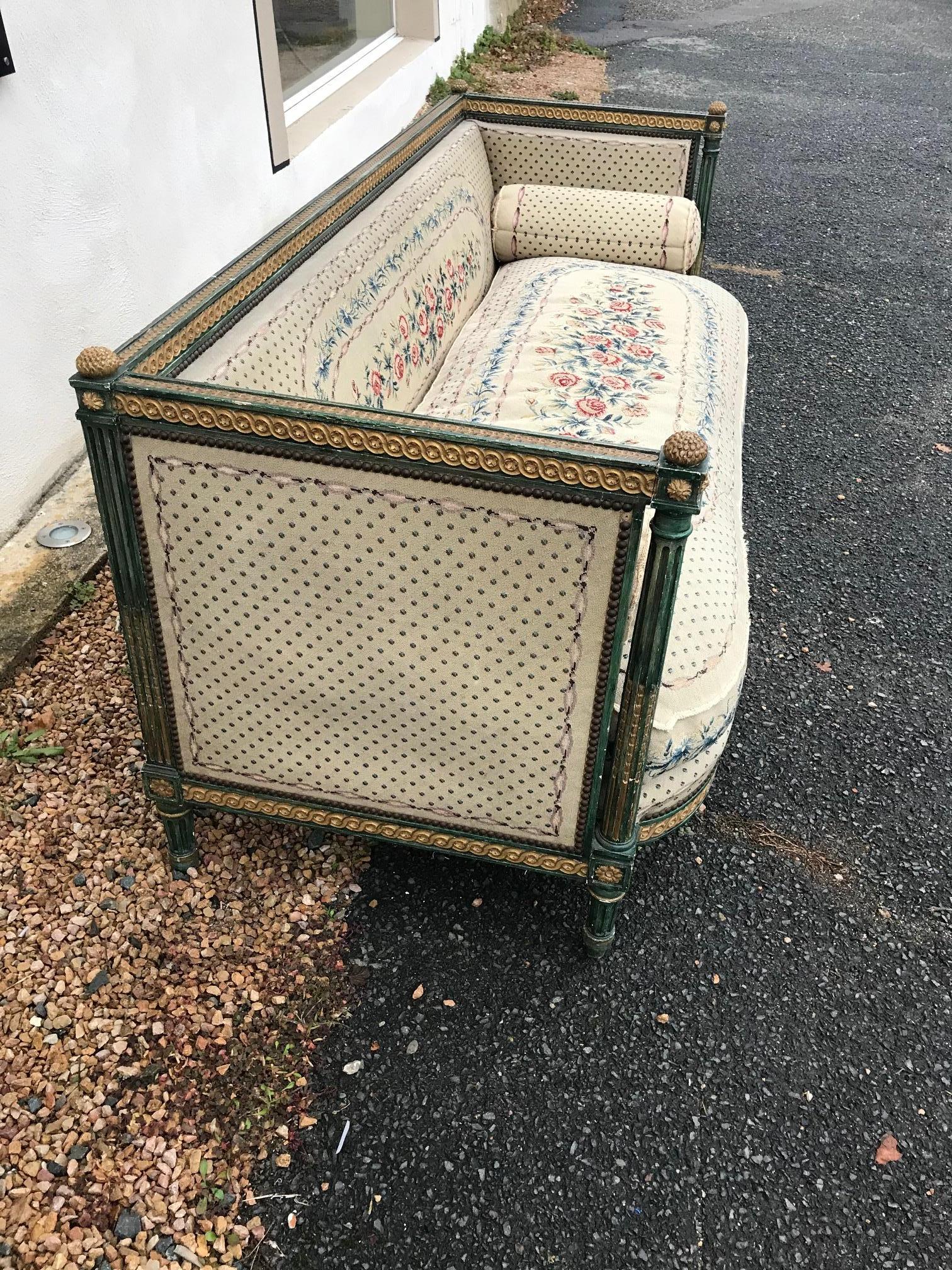 20th Century French Louis XVI Style Canape In Fair Condition In LEGNY, FR
