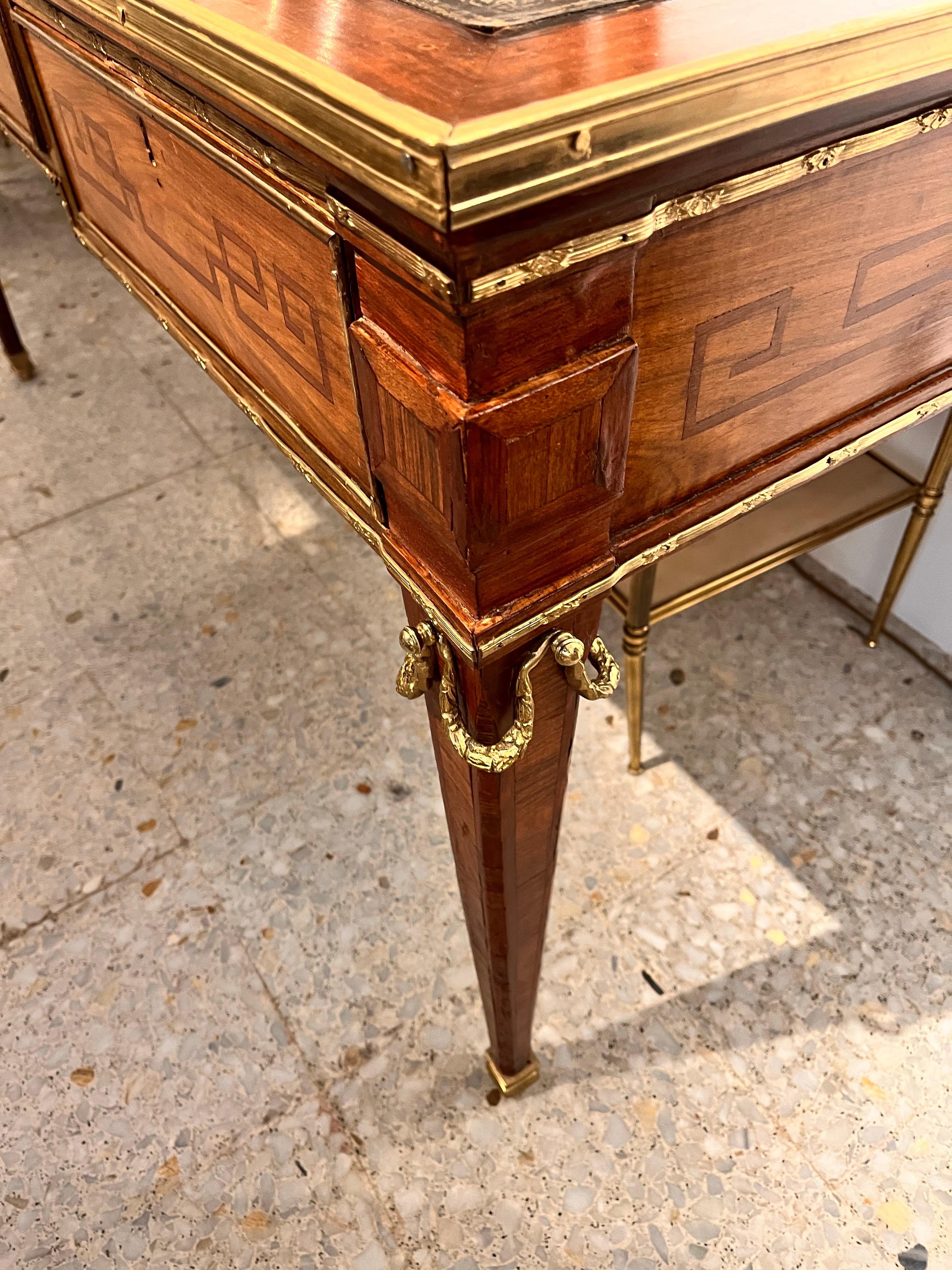 Escritorio Francés Estilo Luis XVI Siglo XX  Mesa en venta 7