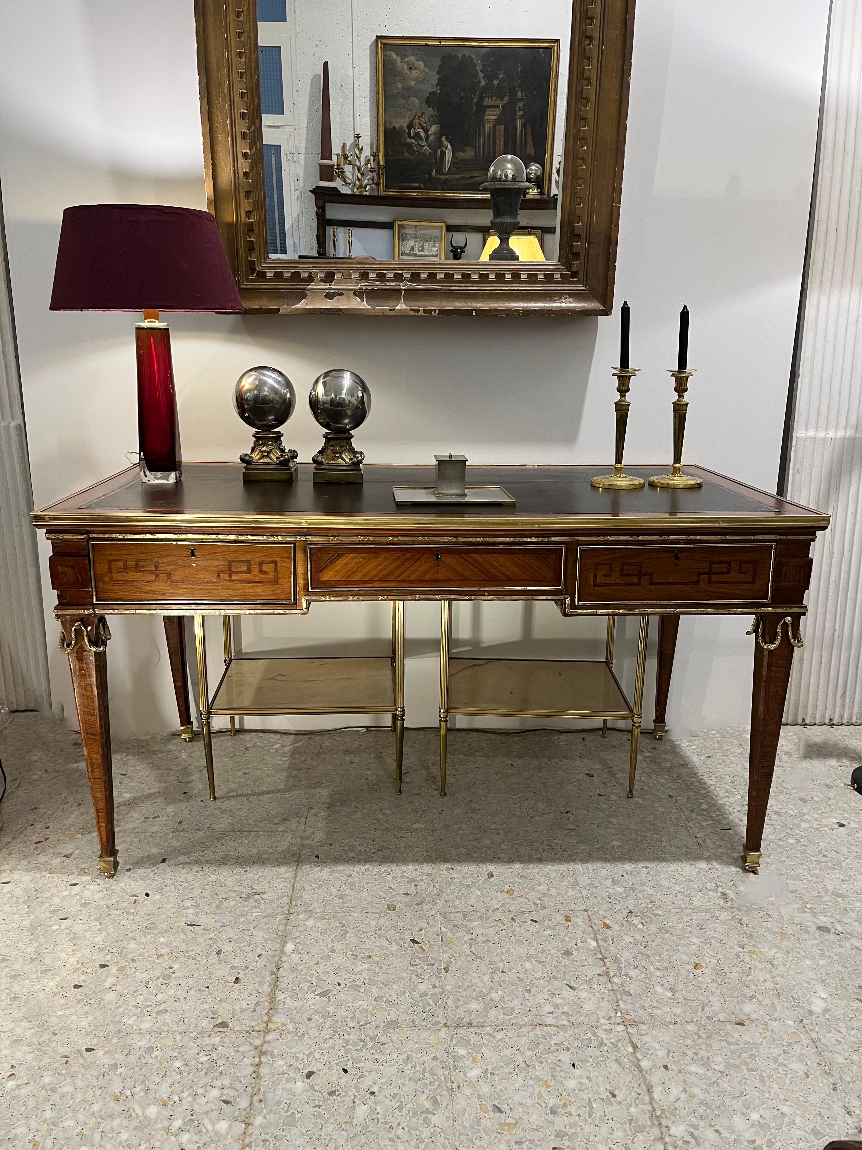 Escritorio Francés Estilo Luis XVI Siglo XX  Mesa en venta 11