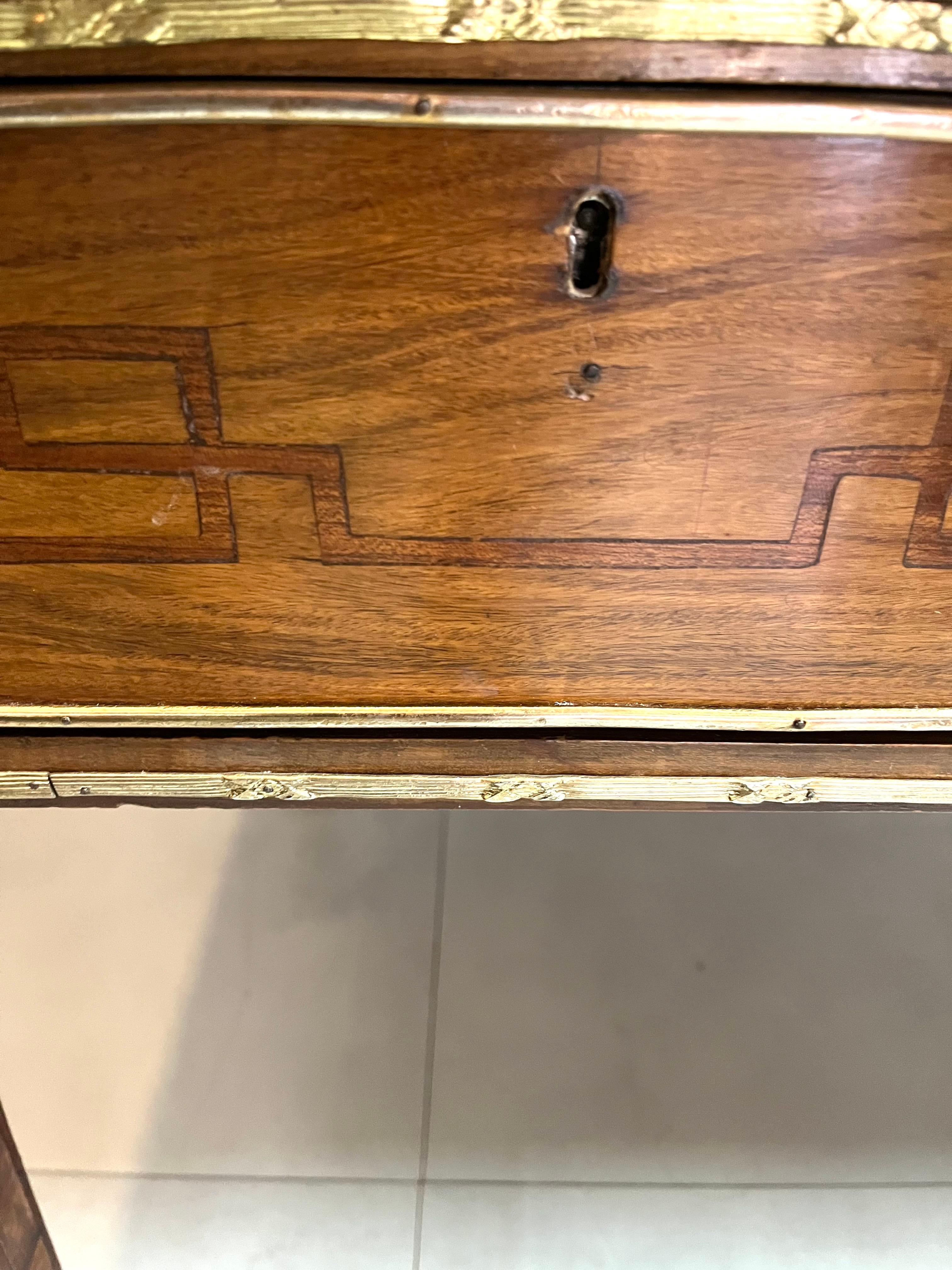 Escritorio Francés Estilo Luis XVI Siglo XX  Mesa en venta 12