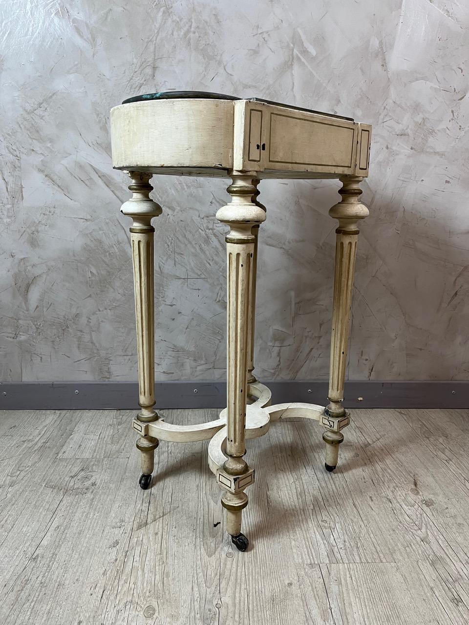 Début du 20ème siècle 20e siècle Jardinière roulante en bois de style Louis XVI, années 1920 en vente