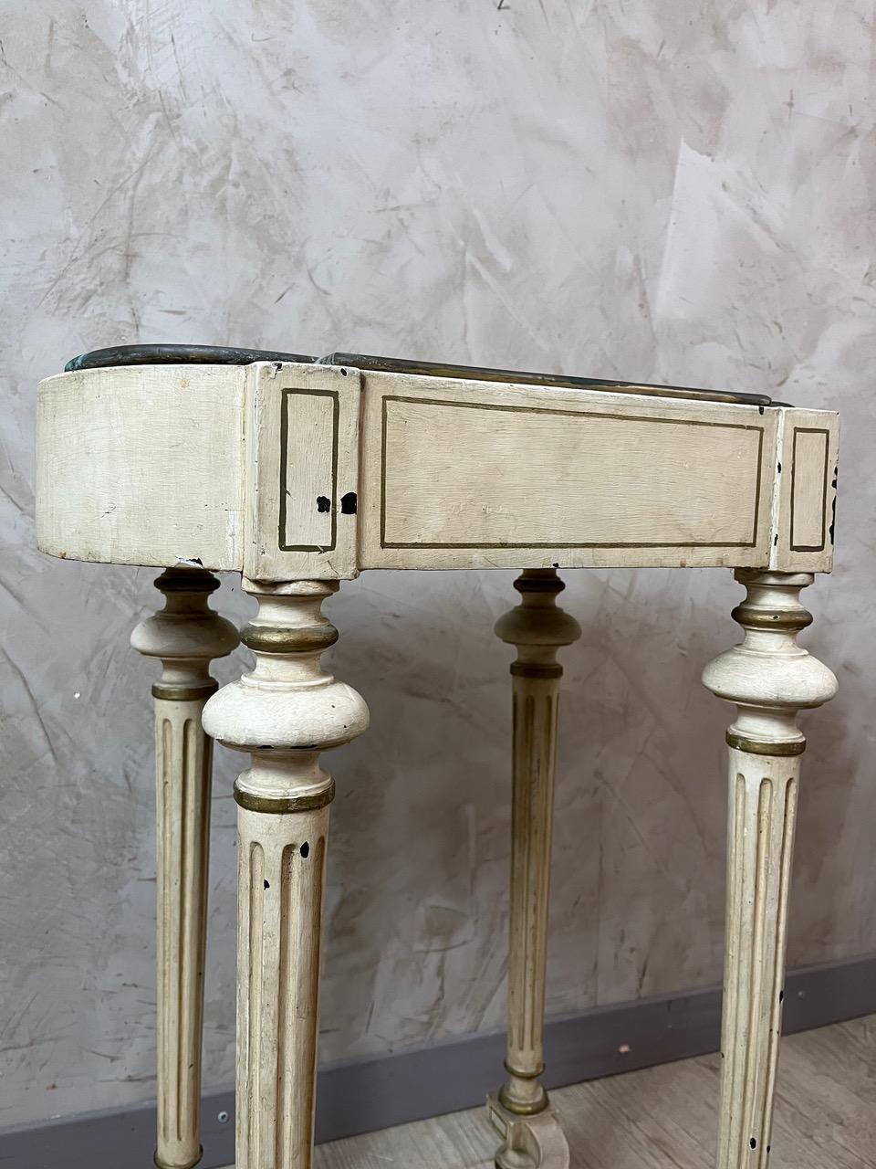 20e siècle Jardinière roulante en bois de style Louis XVI, années 1920 en vente 2