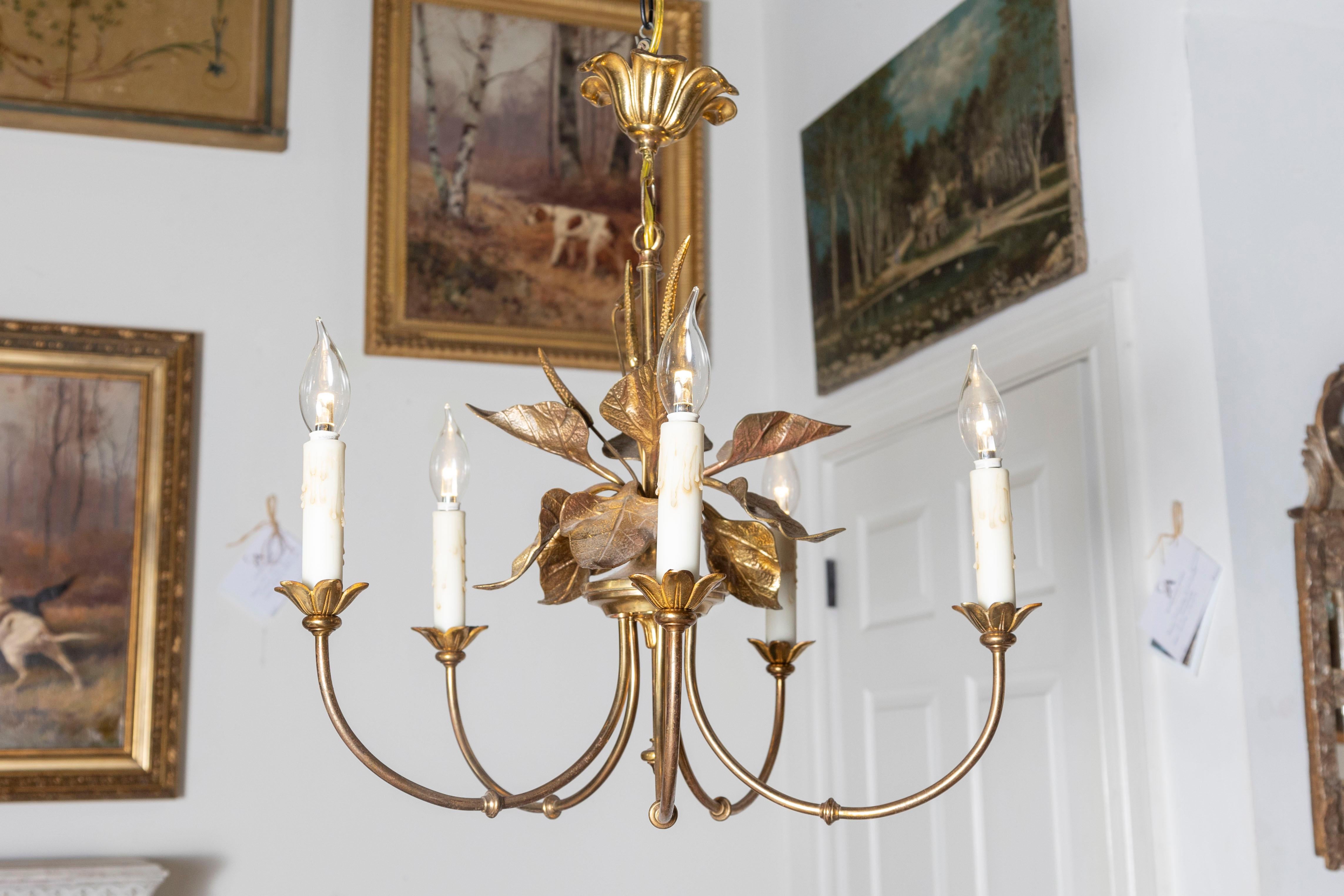Araña de bronce dorado inspirada en la Maison Charles francesa del siglo XX Francés en venta