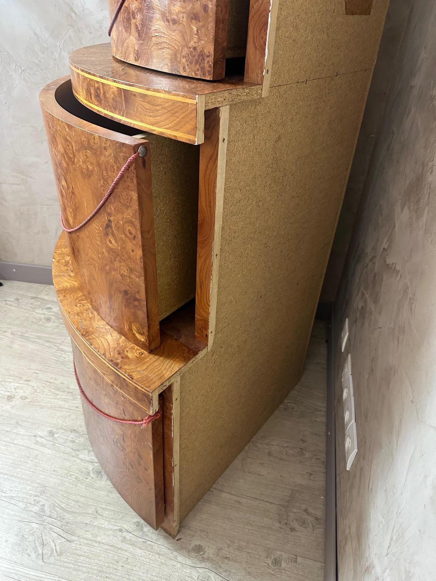 Armadio ad angolo da modista in acero francese del XX secolo, anni '80 in vendita 11