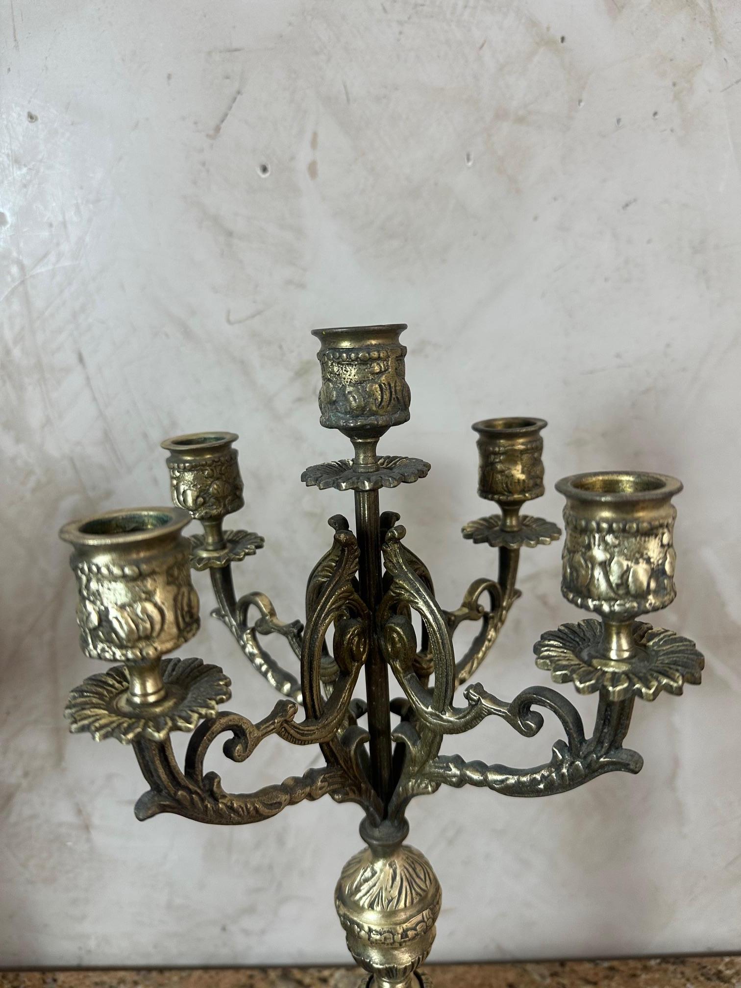 Coppia di candelabri in marmo e metallo dorato del XX secolo, Francia, anni '40 in vendita 2