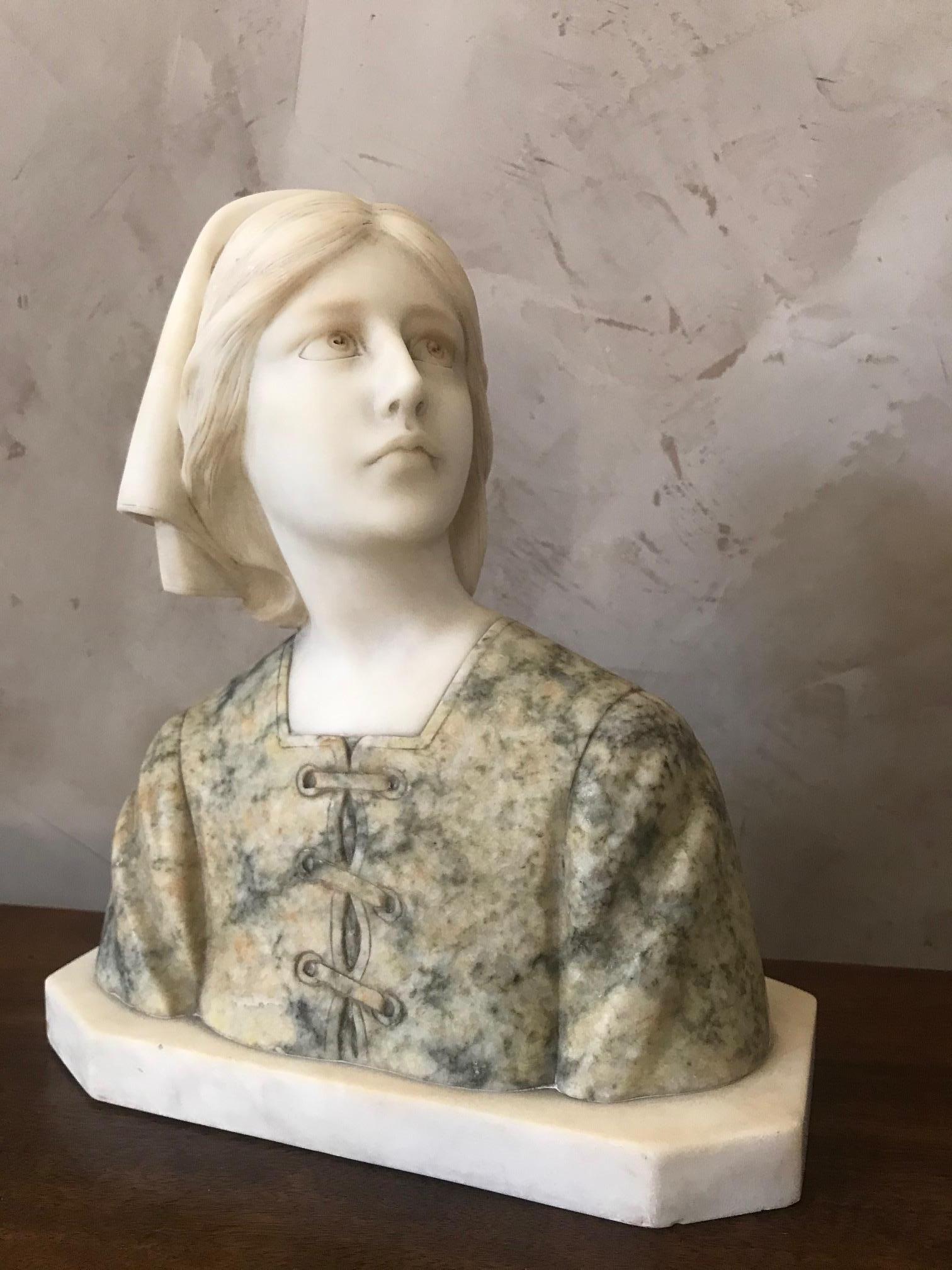 Beautiful marble woman bust from the 1920s. Bi-color, green marble dress. 
Perfect condition and high quality. Signed 