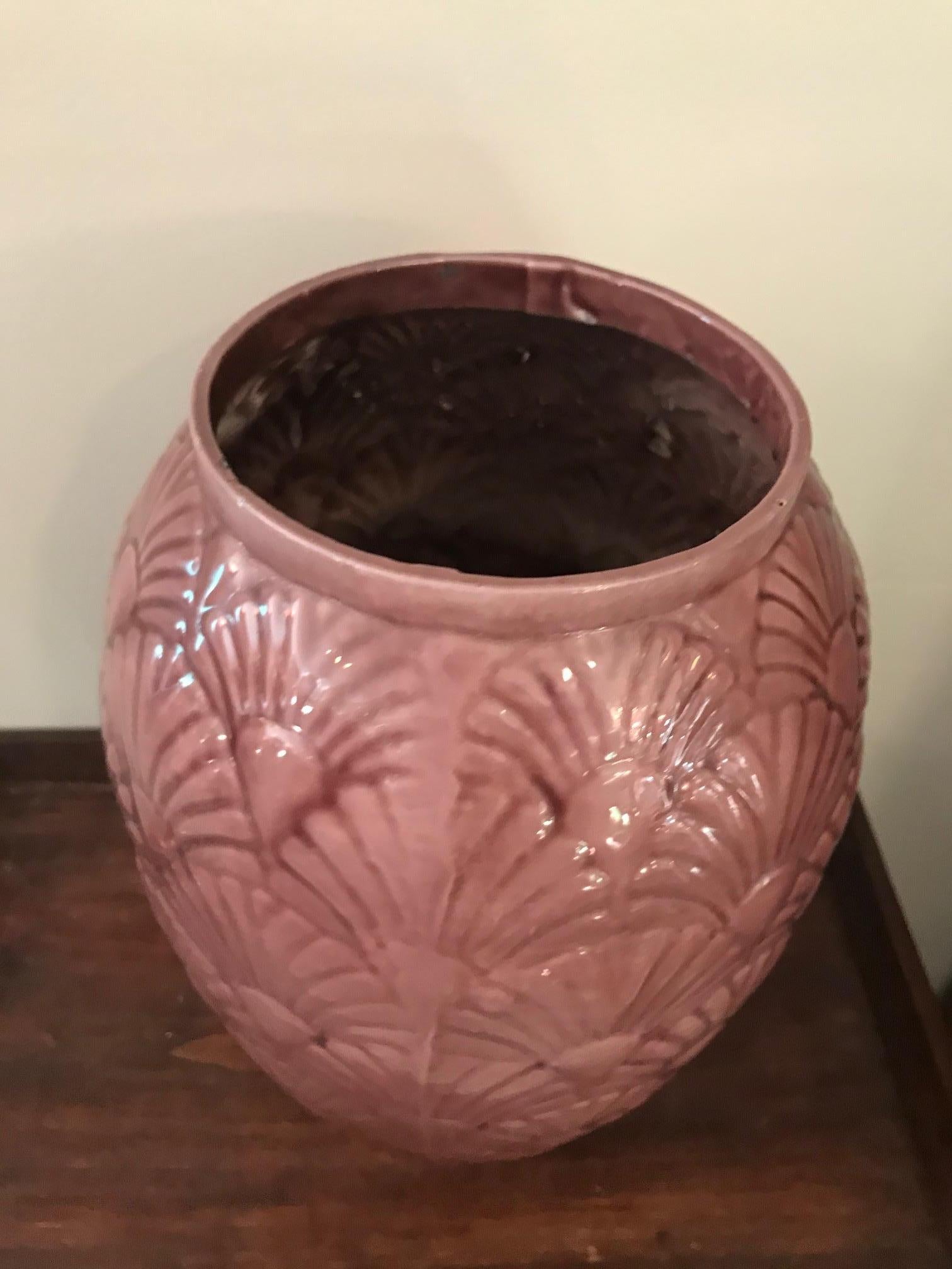 20th Century French Melting Pink Art Deco Vase, 1930s 1