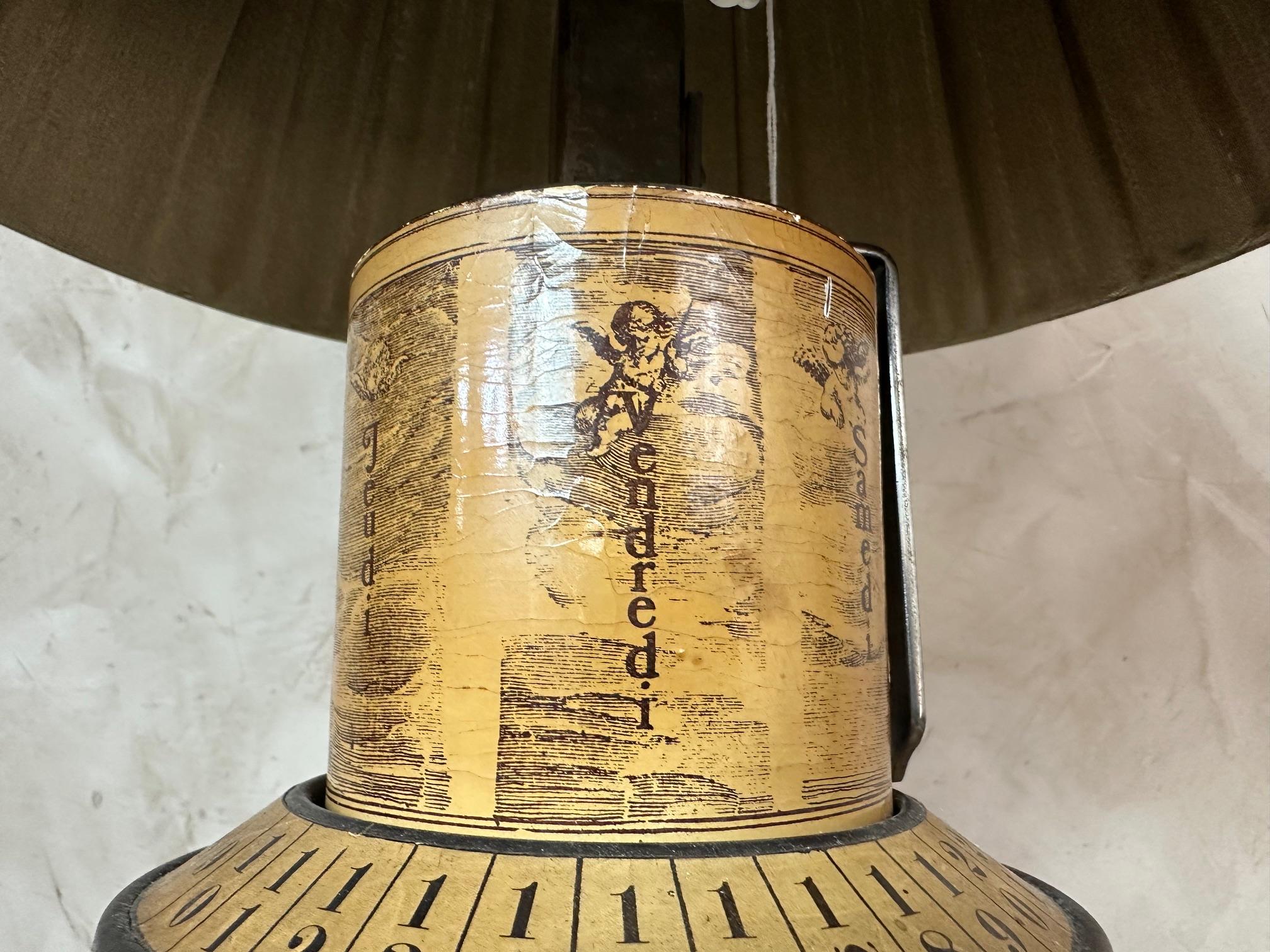 Lampe de table en métal et papier du 20e siècle, années 1920 en vente 5