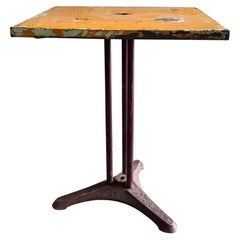 Table de bar française du 20ème siècle - Table de bistro parisienne vintage jaune