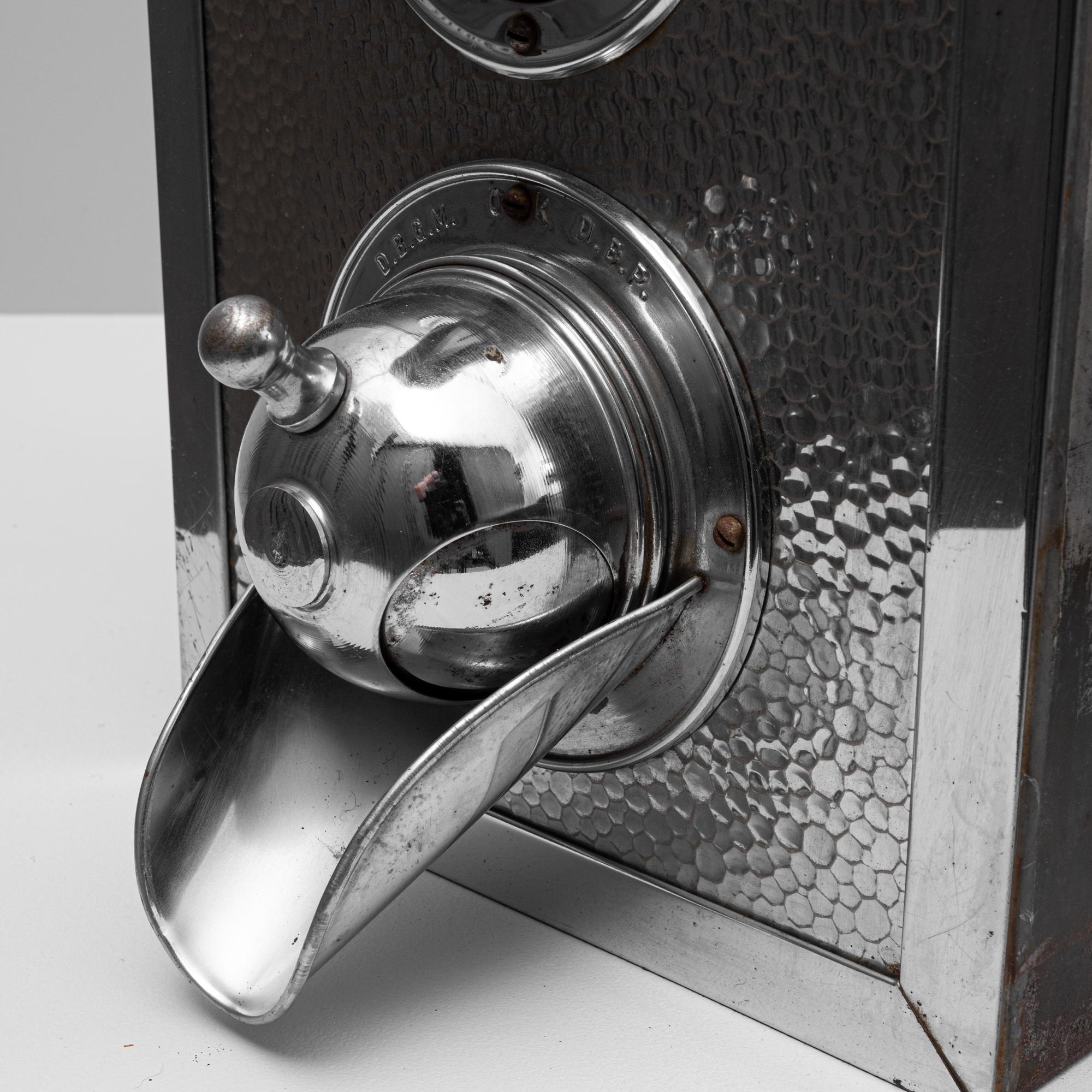 Cafetière en métal française du 20e siècle en vente 3