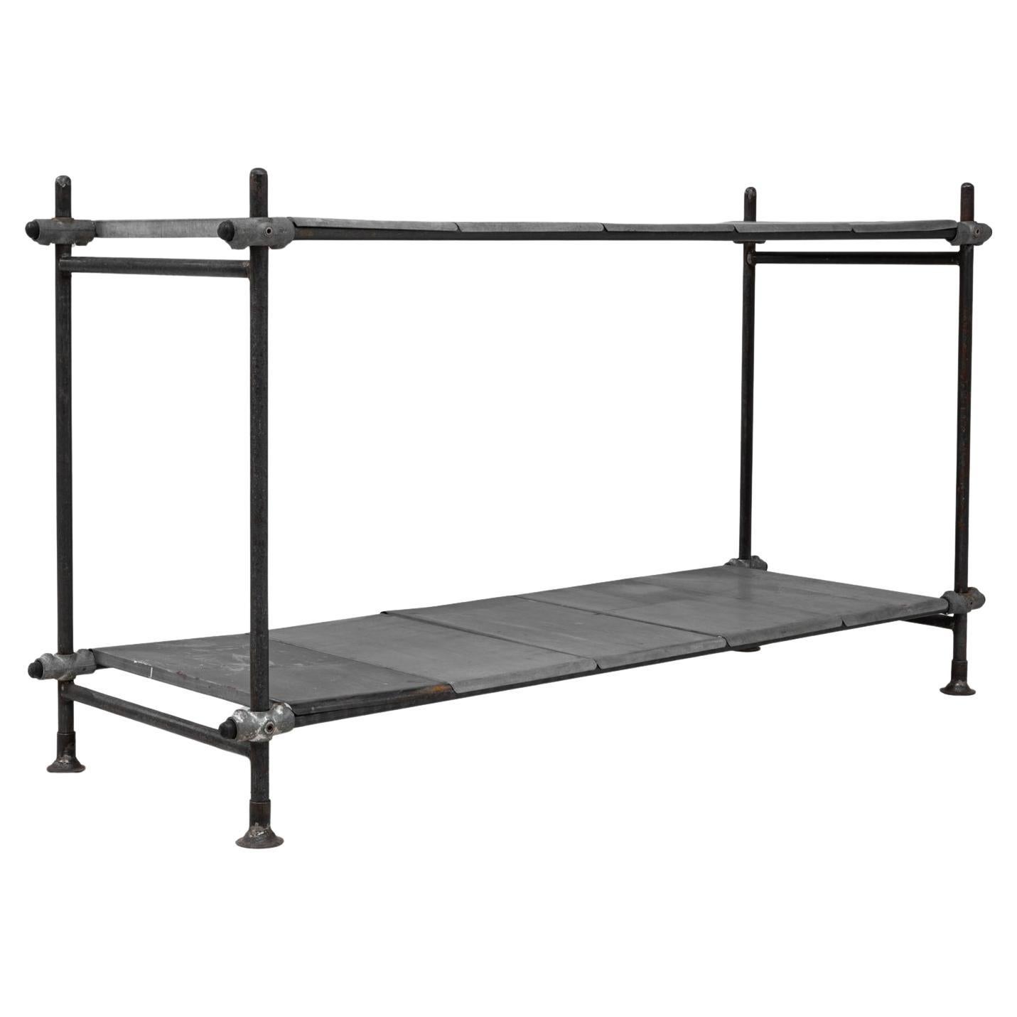 Console en métal du 20e siècle avec plateau en zinc