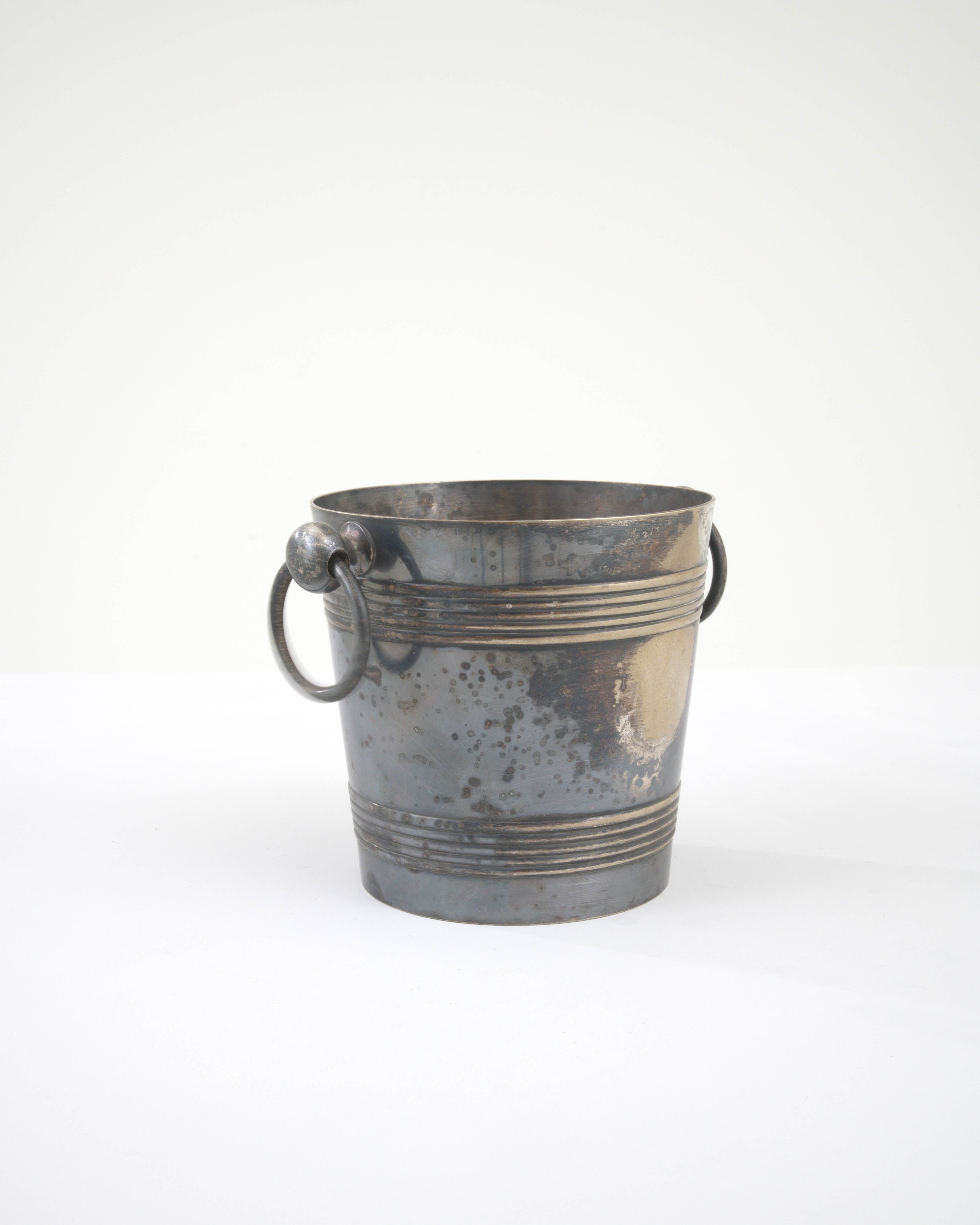 20th Century French Metal Ice Bucket In Good Condition For Sale In High Point, NC