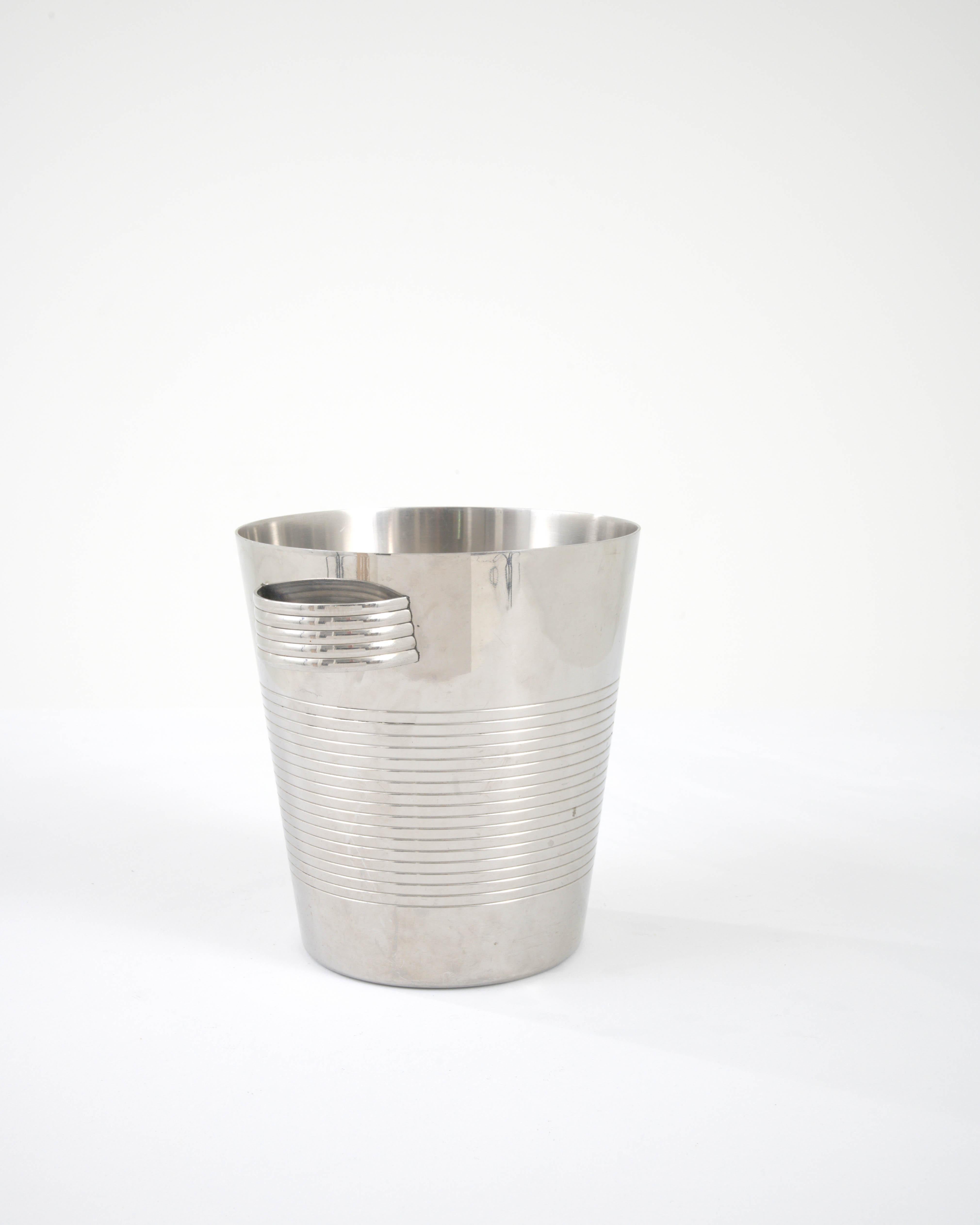 20th Century French Metal Ice Bucket In Good Condition For Sale In High Point, NC