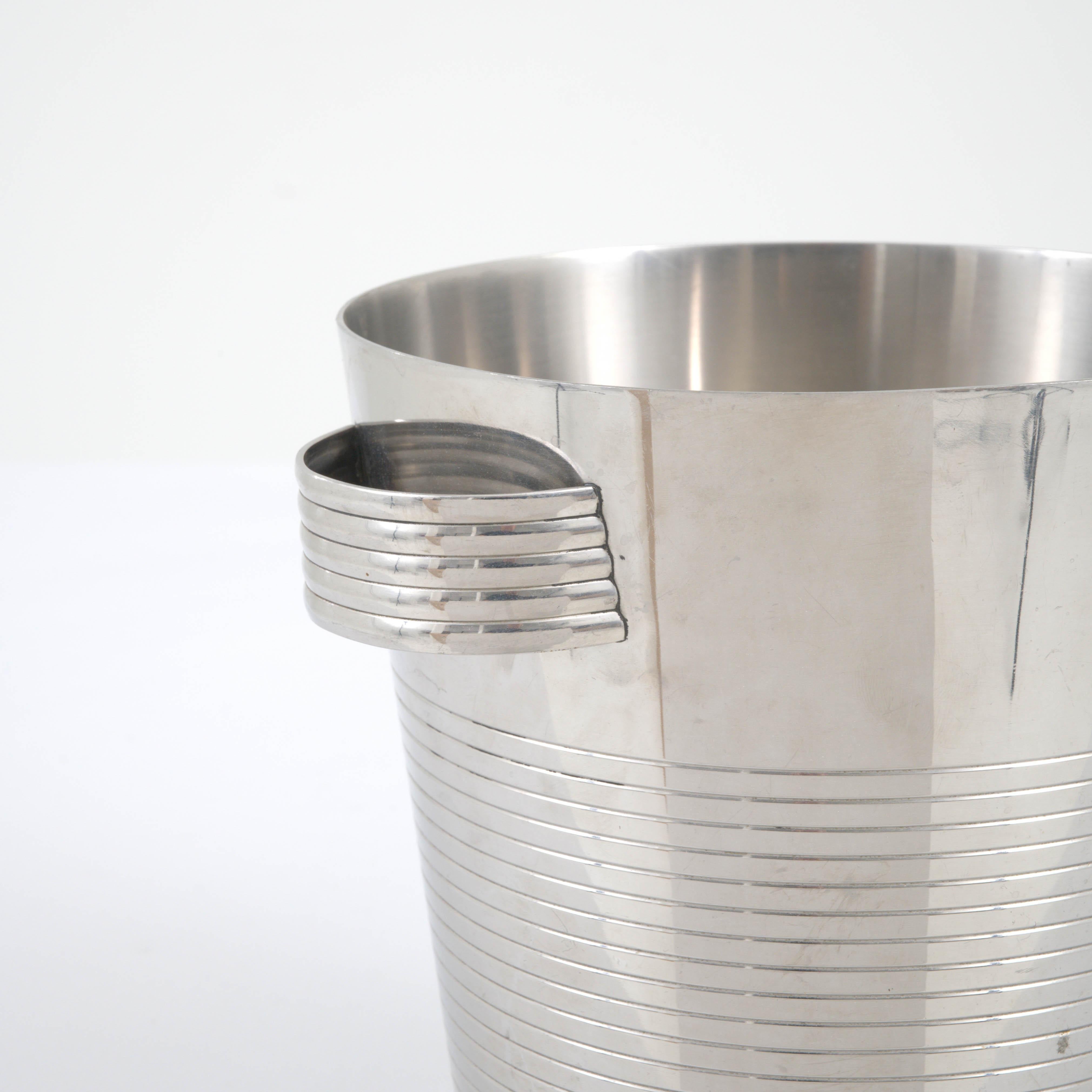 20th Century French Metal Ice Bucket For Sale 4