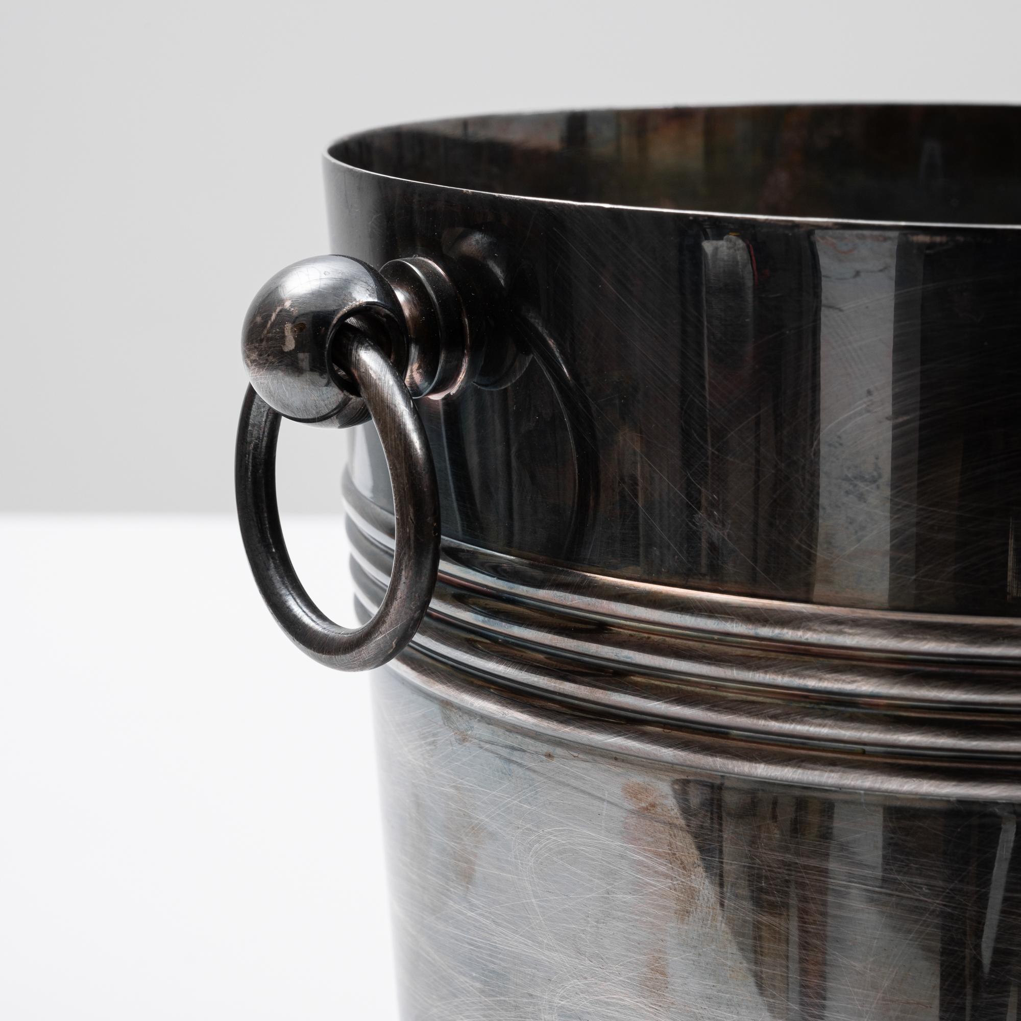 20th Century French Metal Ice Bucket For Sale 6