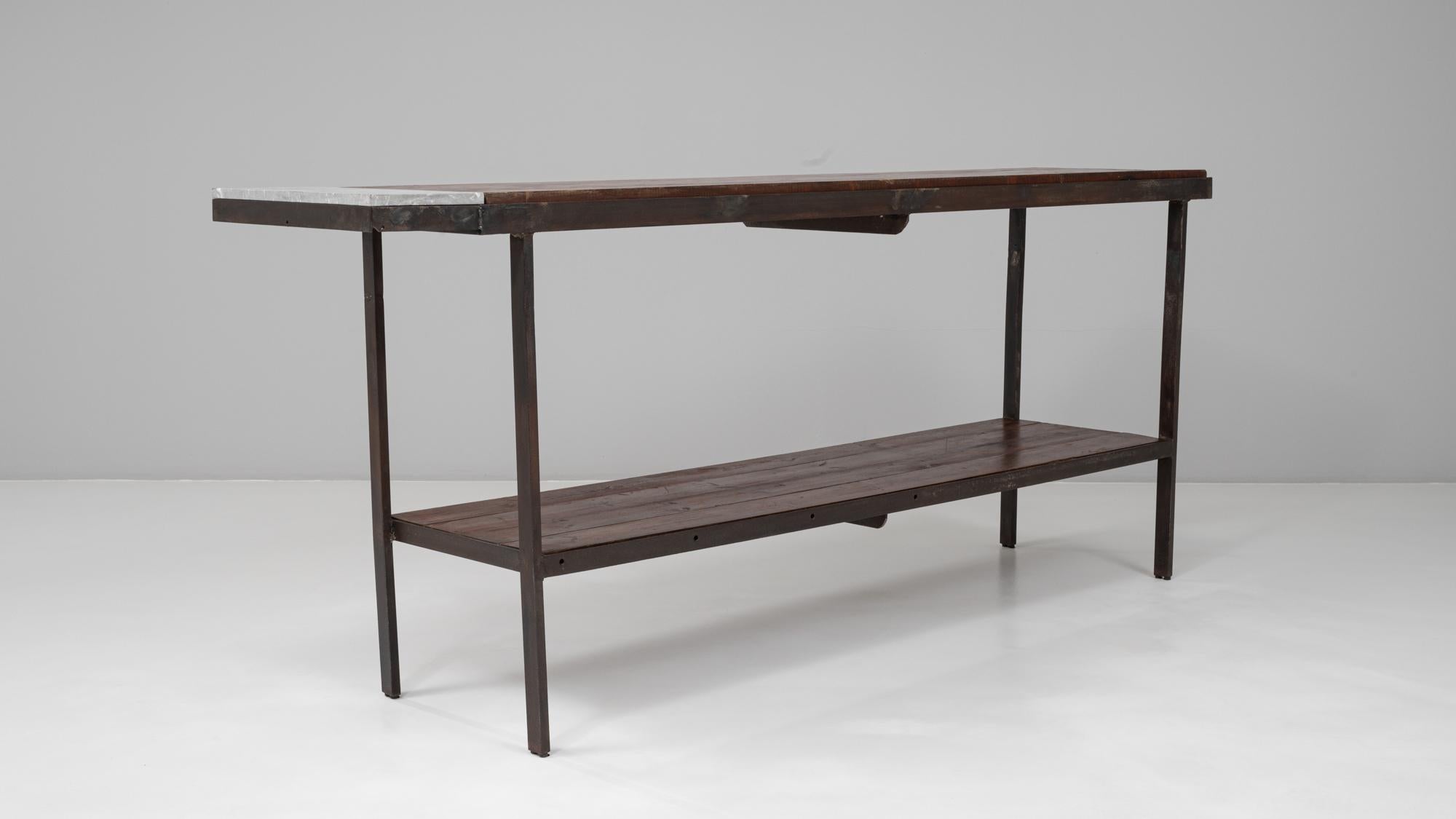 Table industrielle en métal du 20e siècle en vente 2